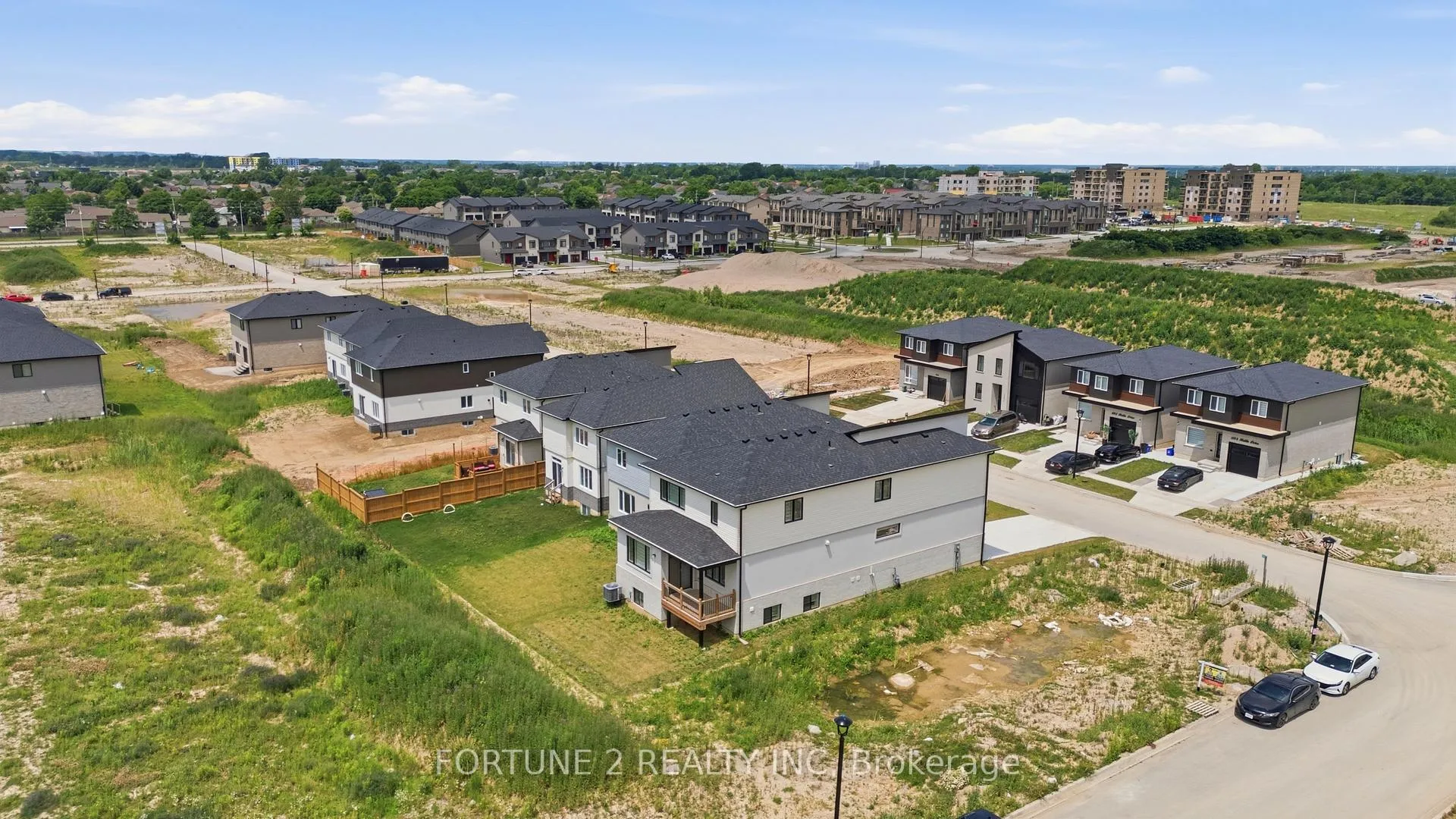 Photo 47 of 1143 Hobbs Drive, London, South U — HOMEH
