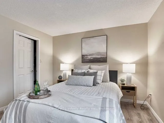 Photo 11 of Unit 103, 91 Aspen Springs Drive, Clarington, Bowmanville — HOMEH