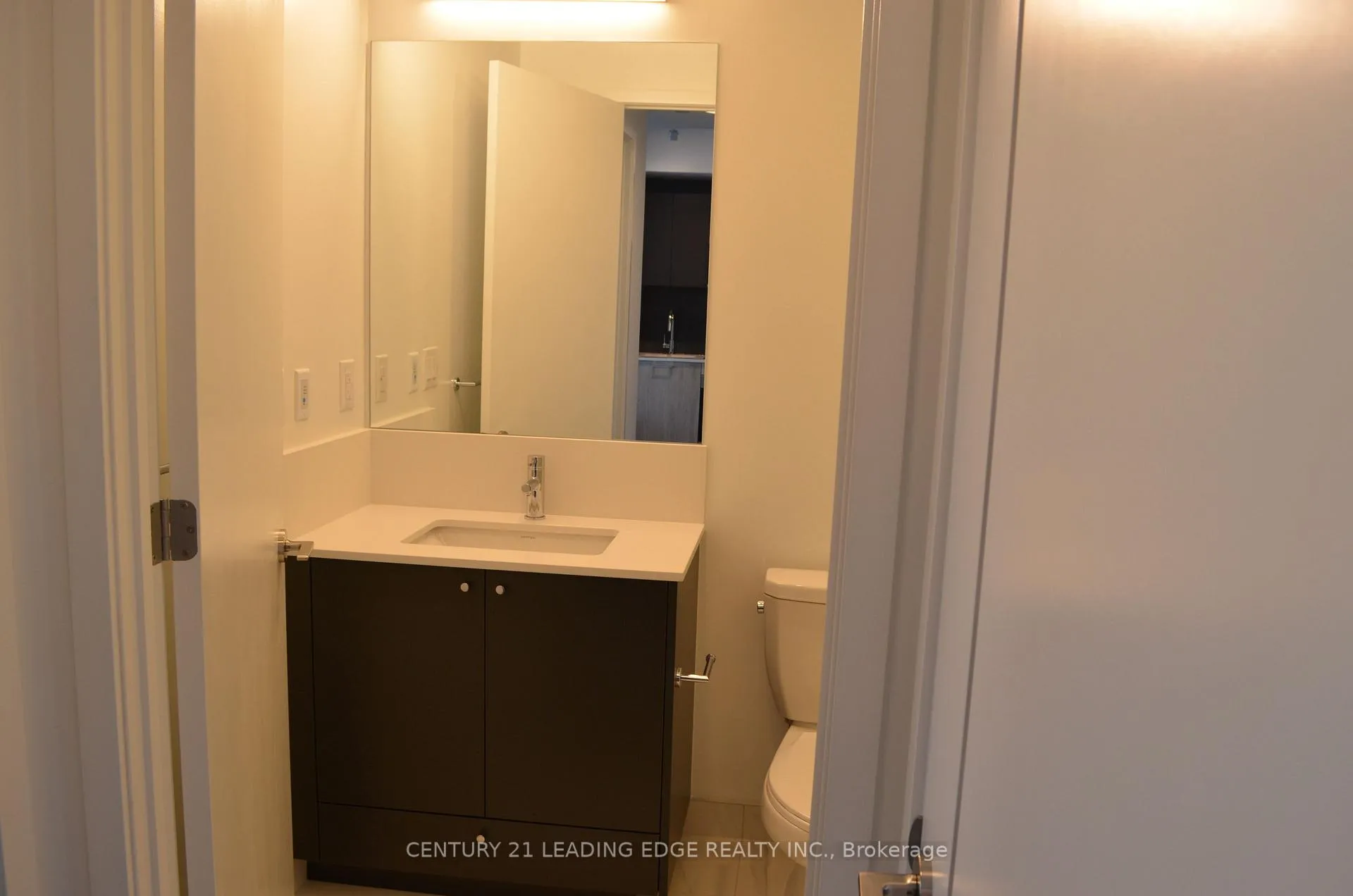Photo 8 of Unit 2407, 10 Oak Street, Toronto, Regent Park — HOMEH