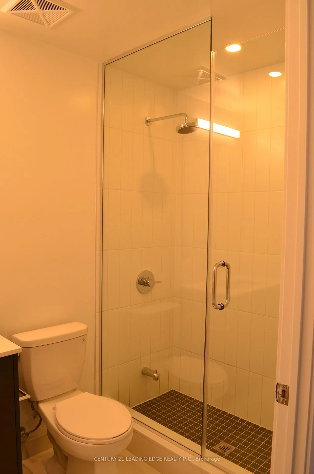 Photo 10 of Unit 2407, 10 Oak Street, Toronto, Regent Park — HOMEH