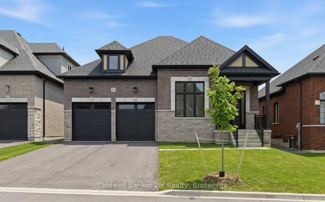 Photo 2 of 31 Lonetto Street, Whitby, Brooklin — HOMEH