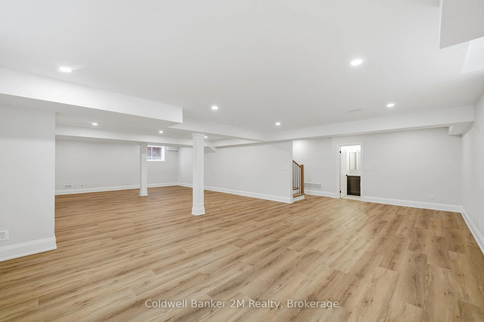 Photo 32 of 31 Lonetto Street, Whitby, Brooklin — HOMEH