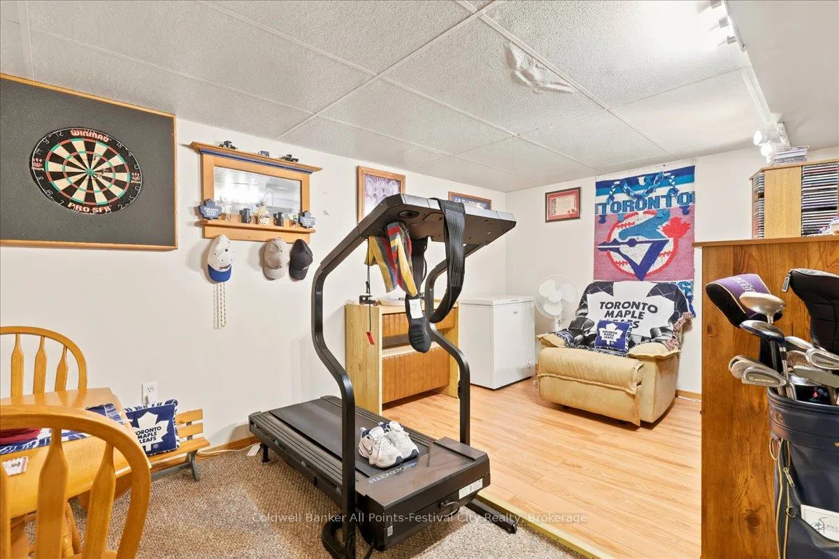 Photo 23 of 75 Edison Crescent, Stratford — HOMEH