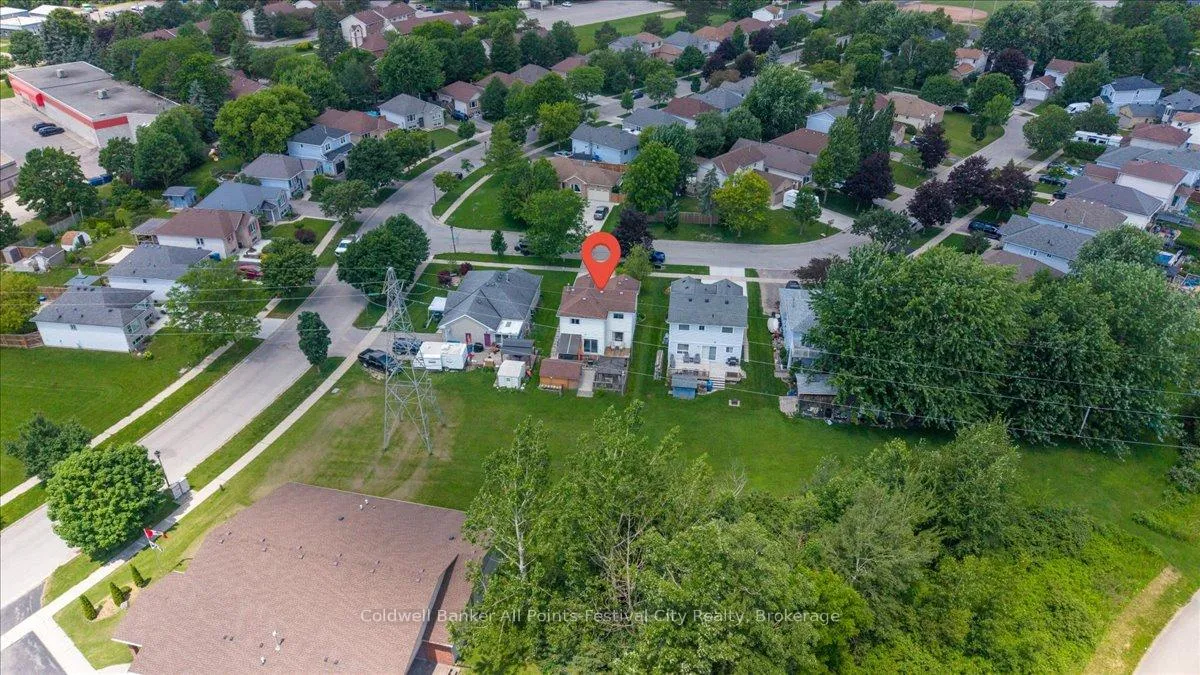 Photo 46 of 75 Edison Crescent, Stratford — HOMEH