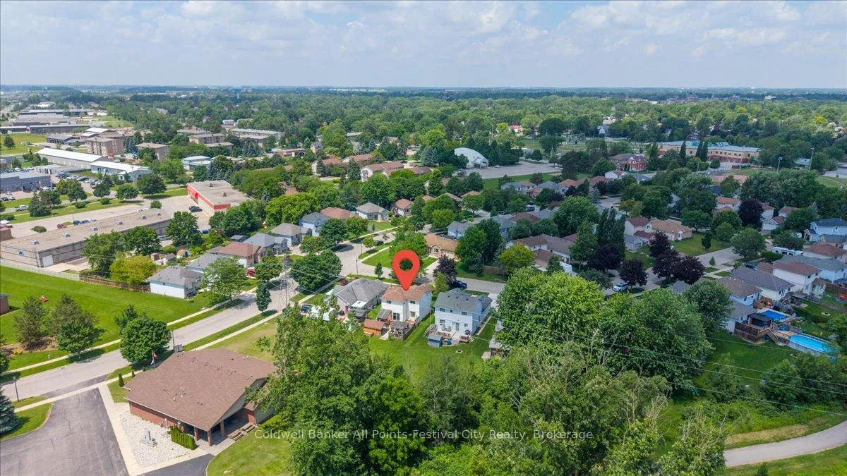 Photo 47 of 75 Edison Crescent, Stratford — HOMEH