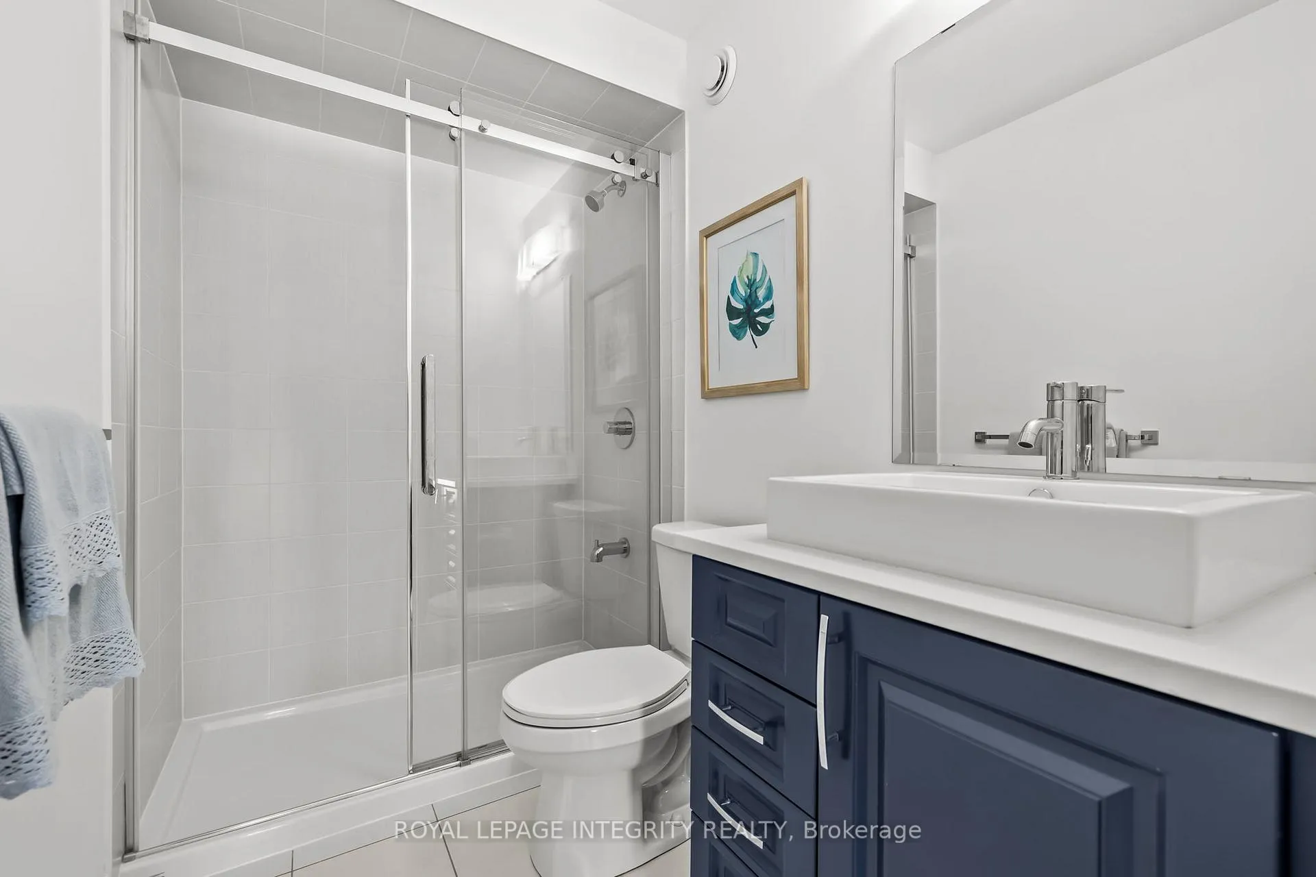 Photo 20 of 691 Capricorn Circle, Ottawa, Riverside South/Gloucester Glen — HOMEH