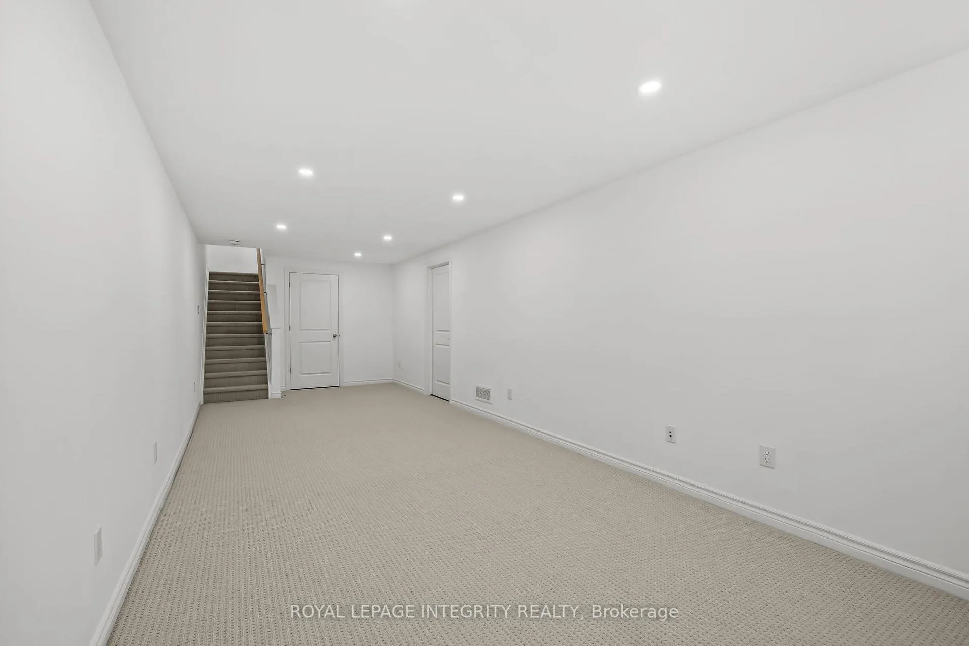 Photo 31 of 691 Capricorn Circle, Ottawa, Riverside South/Gloucester Glen — HOMEH