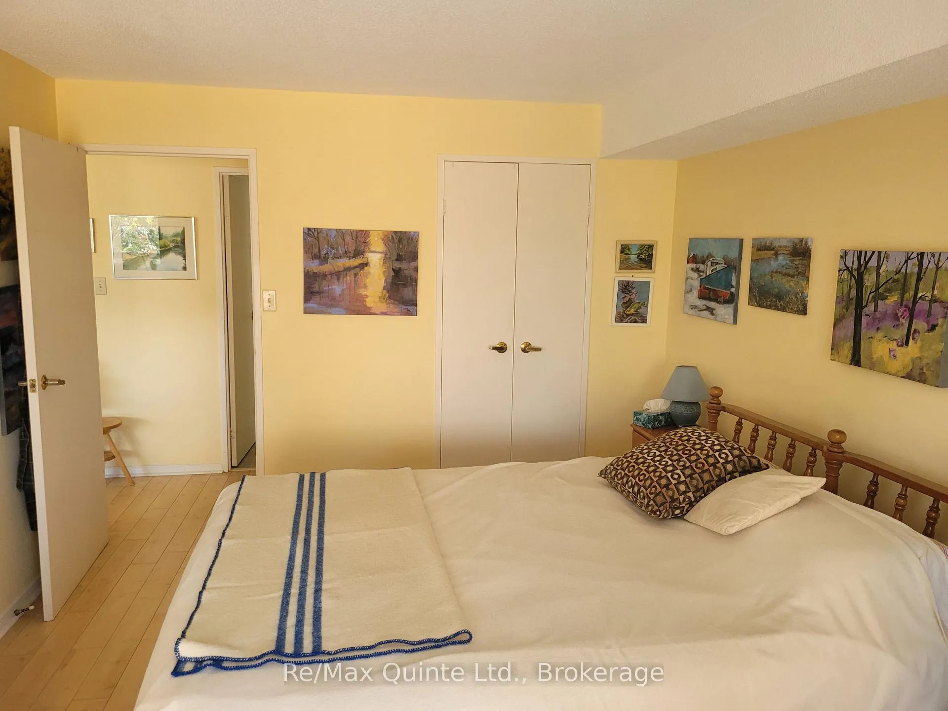 Photo 10 of Unit 403, 350 Front Street, Belleville, Belleville Ward — HOMEH