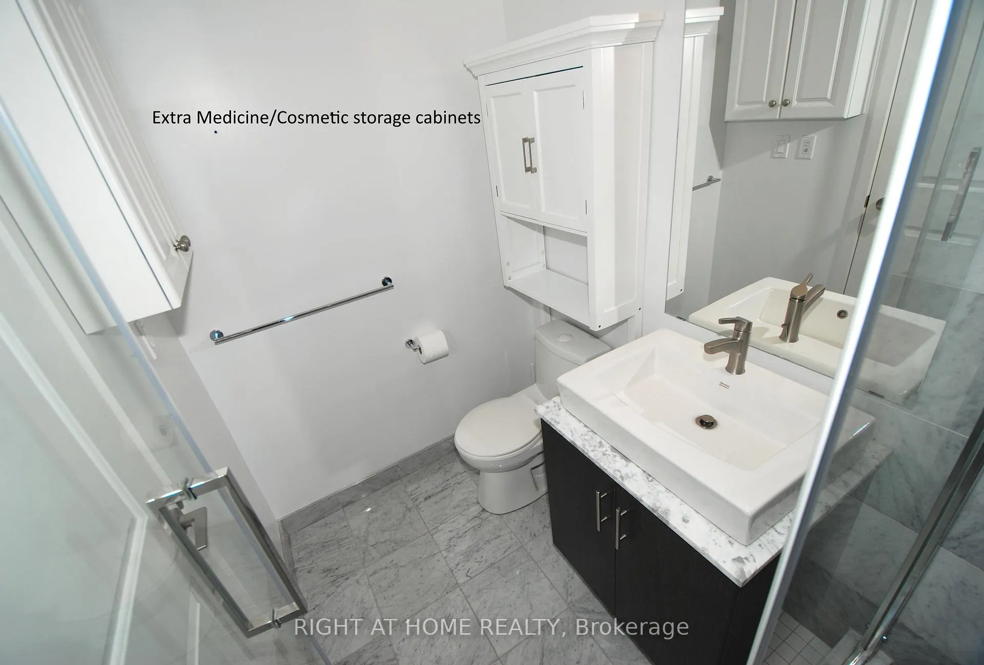 Photo 13 of Unit 1708, 1 The Esplanade Drive, Toronto, Waterfront Communities — HOMEH