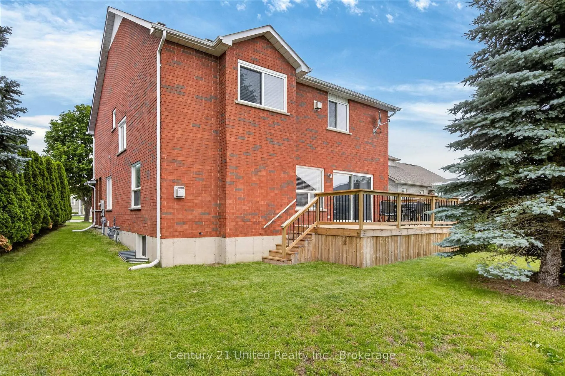 Photo 46 of 17 Mauro Court, Peterborough, Monaghan Ward 2 — HOMEH