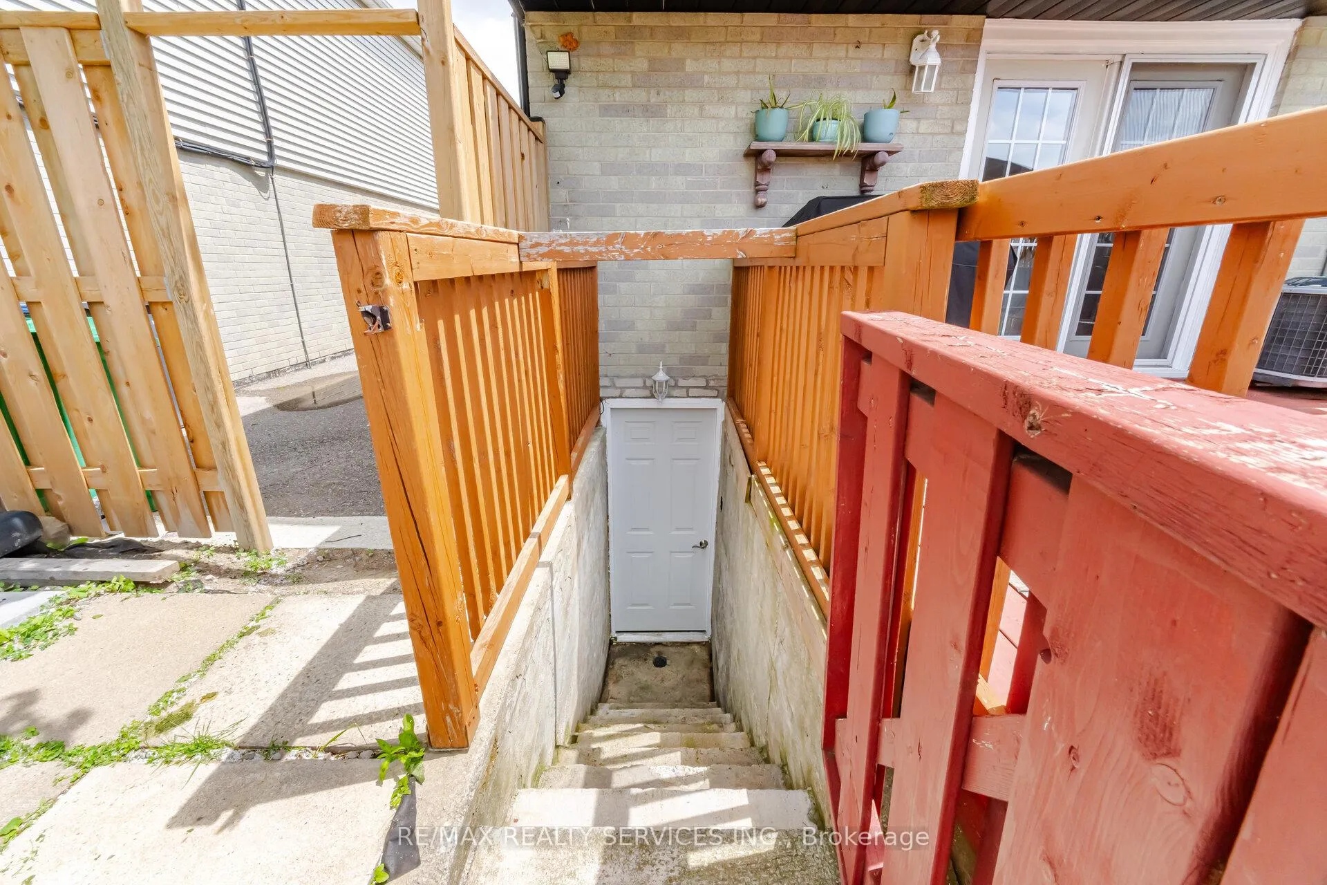 Photo 29 of 18 Gold Pine Court, Brampton, Northgate — HOMEH