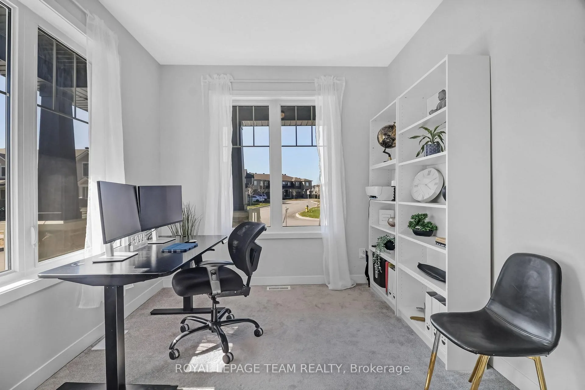 Photo 4 of 647 Cygnus Street, Ottawa, Barrhaven - Half Moon Bay — HOMEH