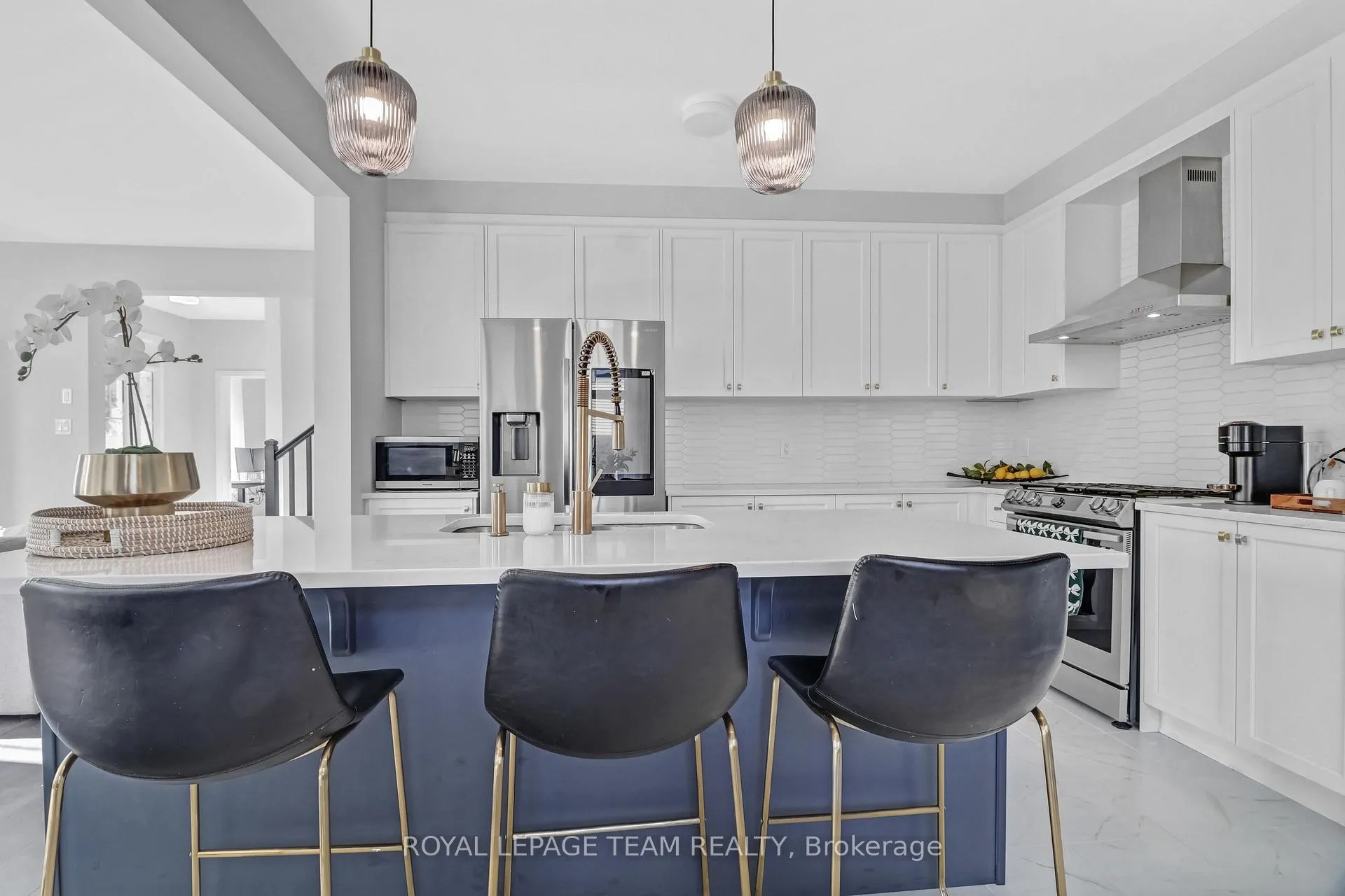 Photo 10 of 647 Cygnus Street, Ottawa, Barrhaven - Half Moon Bay — HOMEH