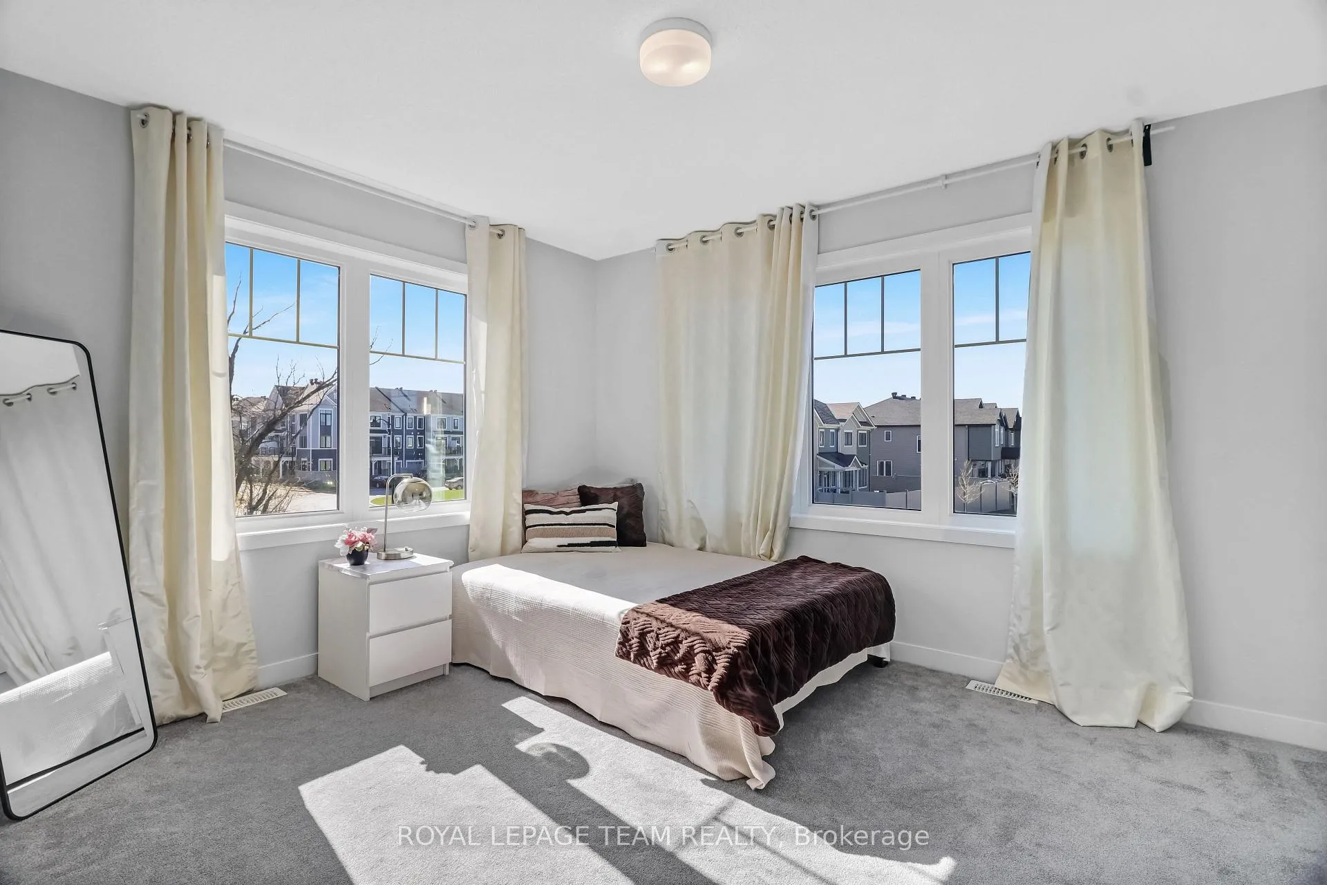 Photo 21 of 647 Cygnus Street, Ottawa, Barrhaven - Half Moon Bay — HOMEH