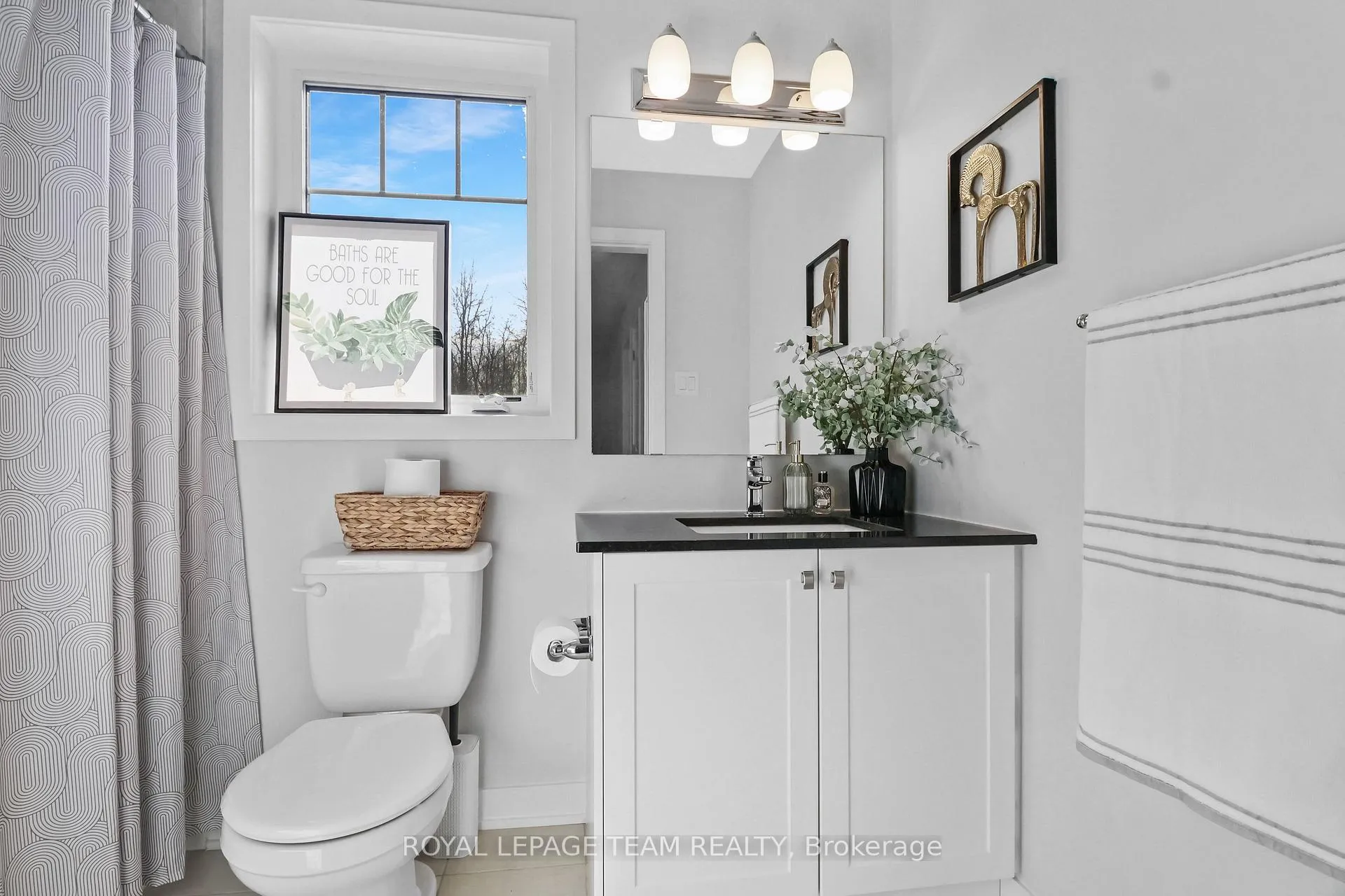 Photo 23 of 647 Cygnus Street, Ottawa, Barrhaven - Half Moon Bay — HOMEH