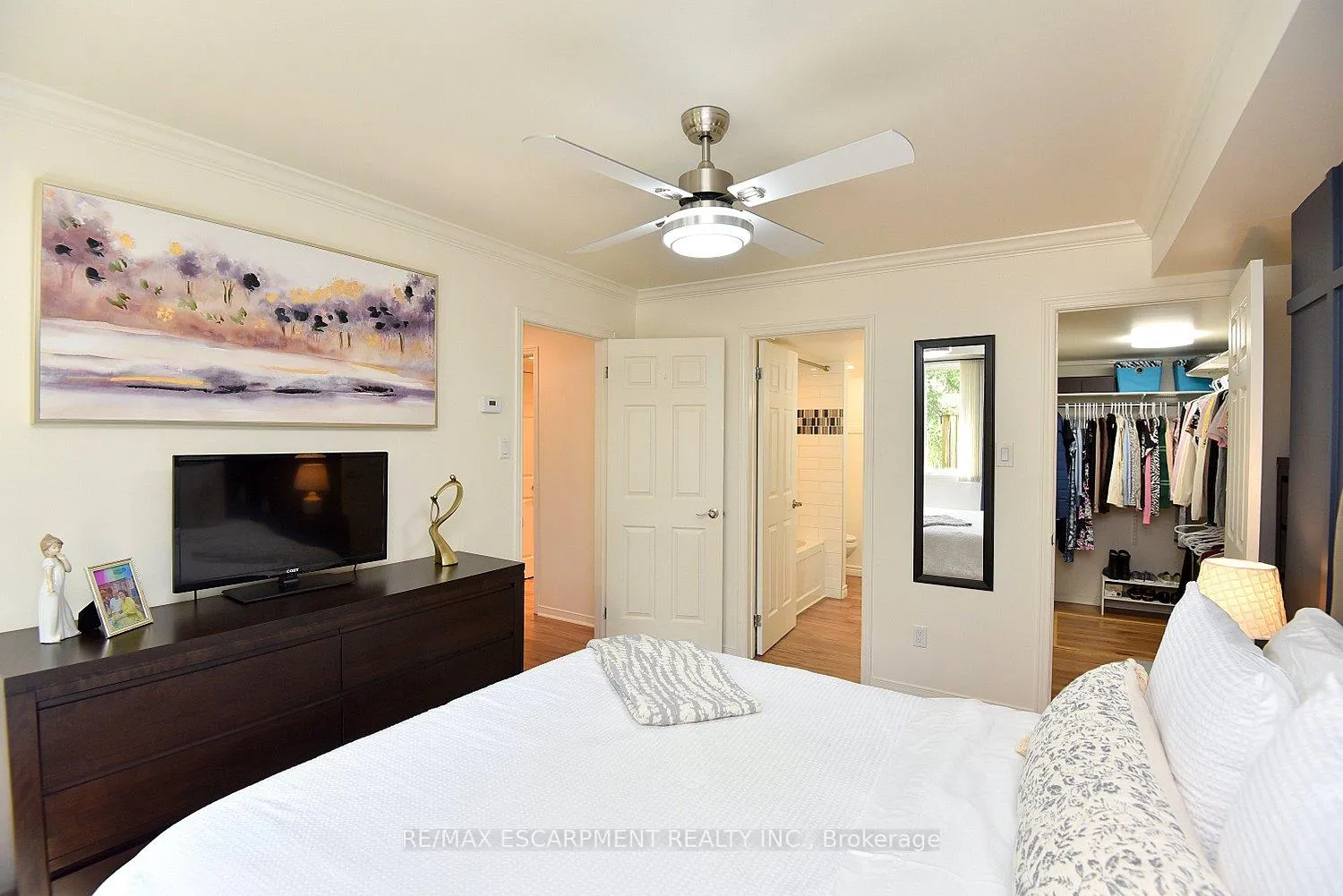 Photo 23 of Unit 77, 2530 Northampton Boulevard, Burlington, Headon — HOMEH