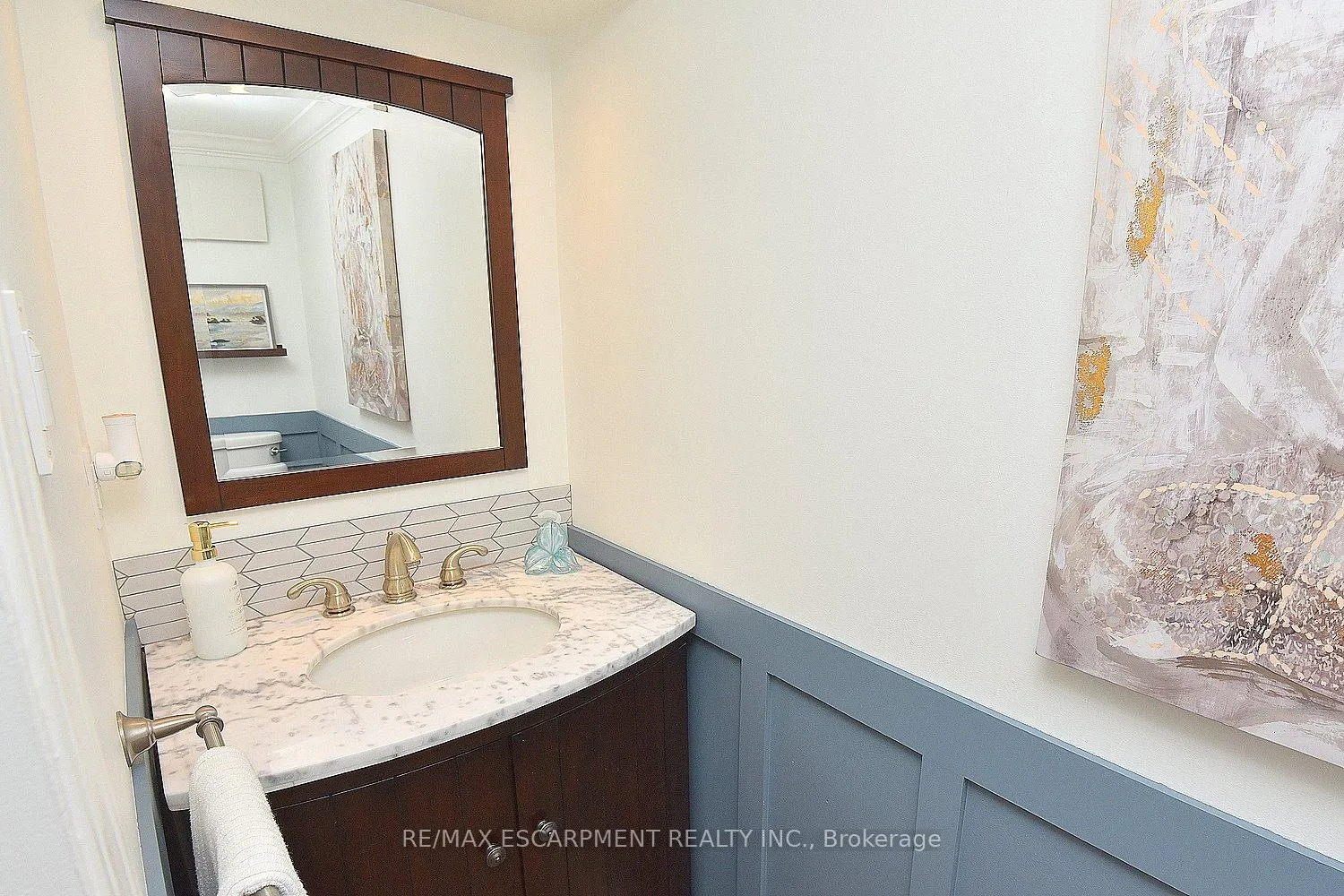 Photo 31 of Unit 77, 2530 Northampton Boulevard, Burlington, Headon — HOMEH