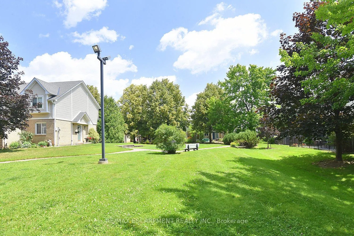 Photo 41 of Unit 77, 2530 Northampton Boulevard, Burlington, Headon — HOMEH