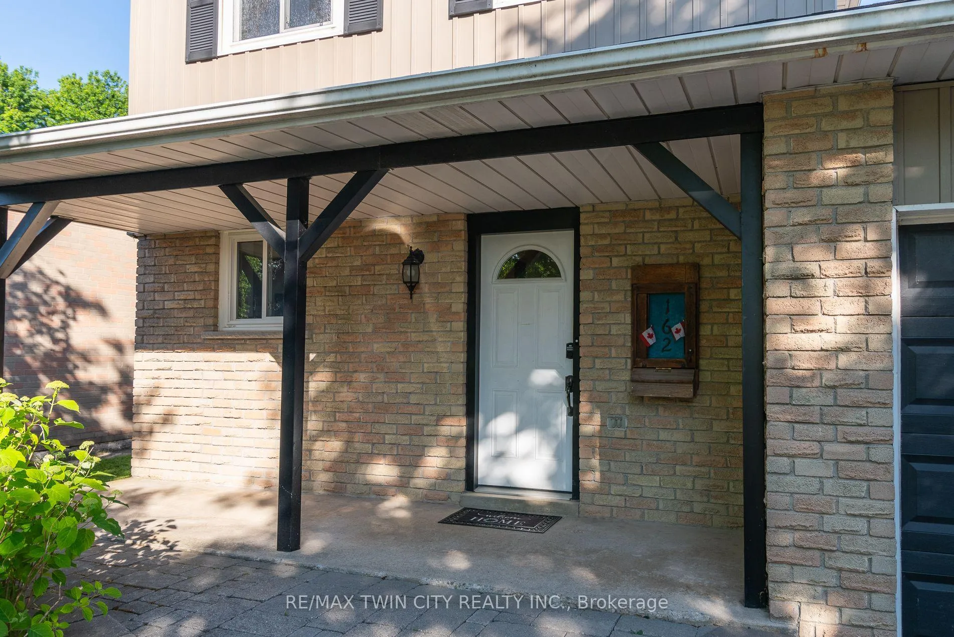 Photo 6 of 162 Parkside Drive E, Centre Wellington, Fergus — HOMEH