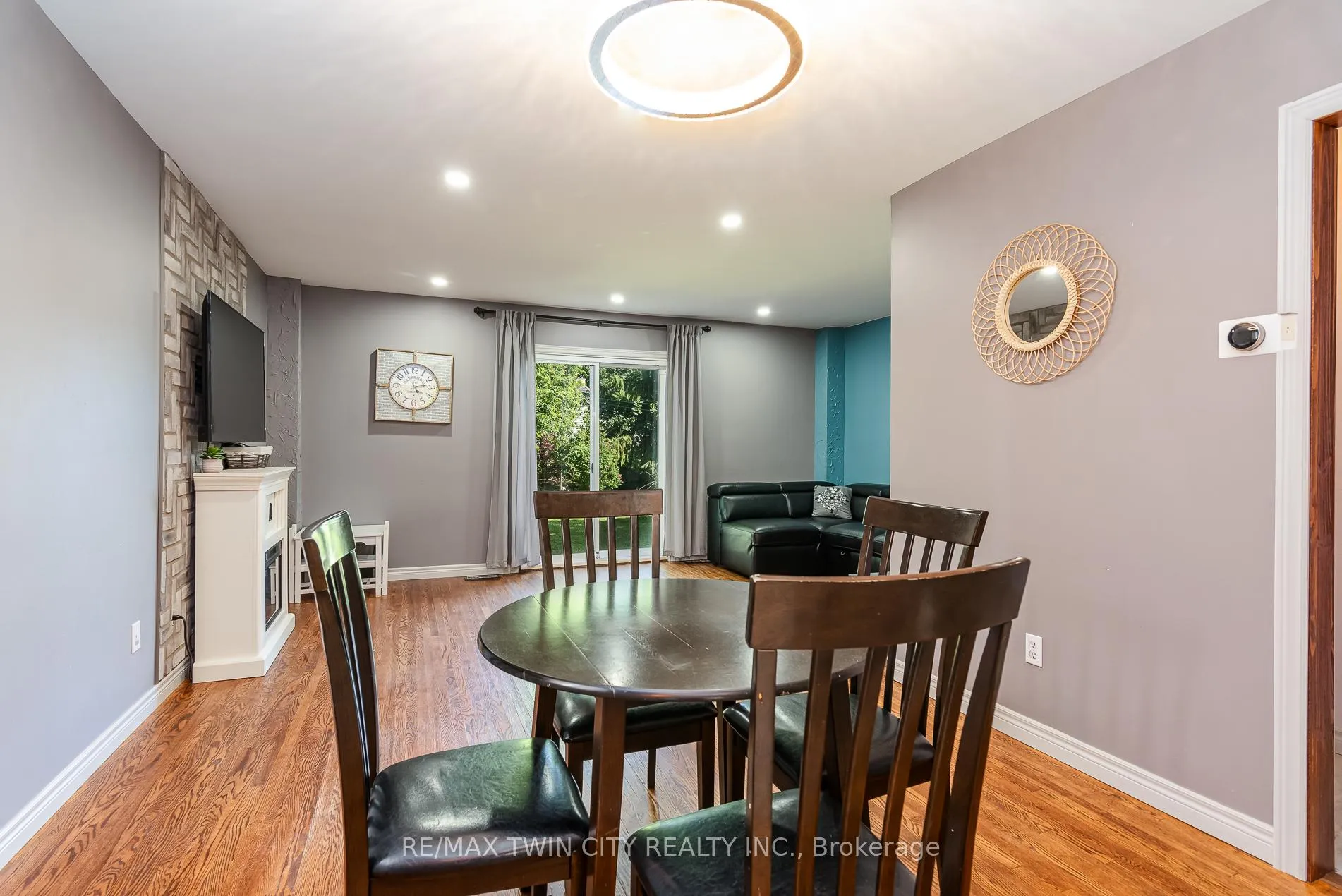 Photo 31 of 162 Parkside Drive E, Centre Wellington, Fergus — HOMEH