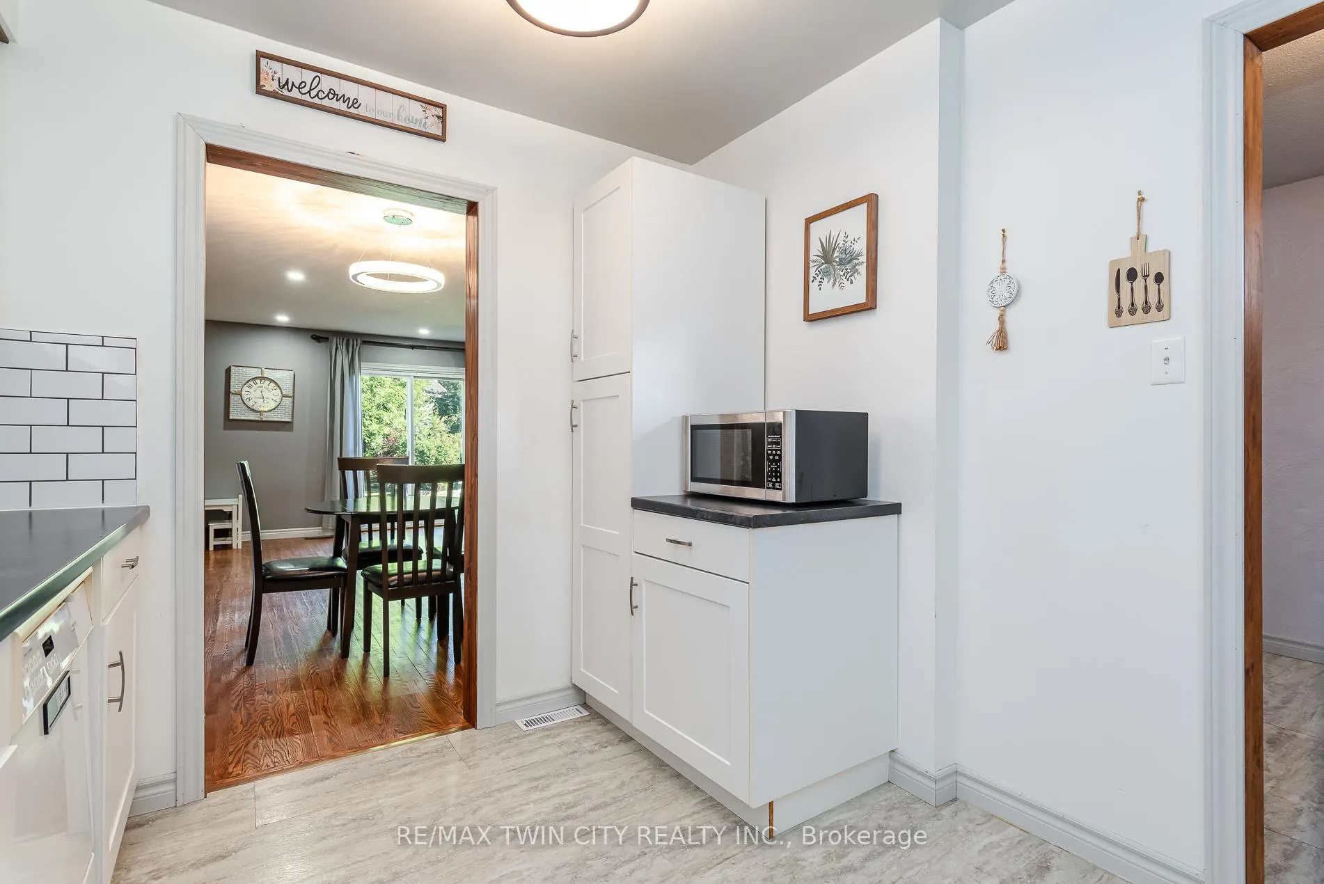 Photo 37 of 162 Parkside Drive E, Centre Wellington, Fergus — HOMEH