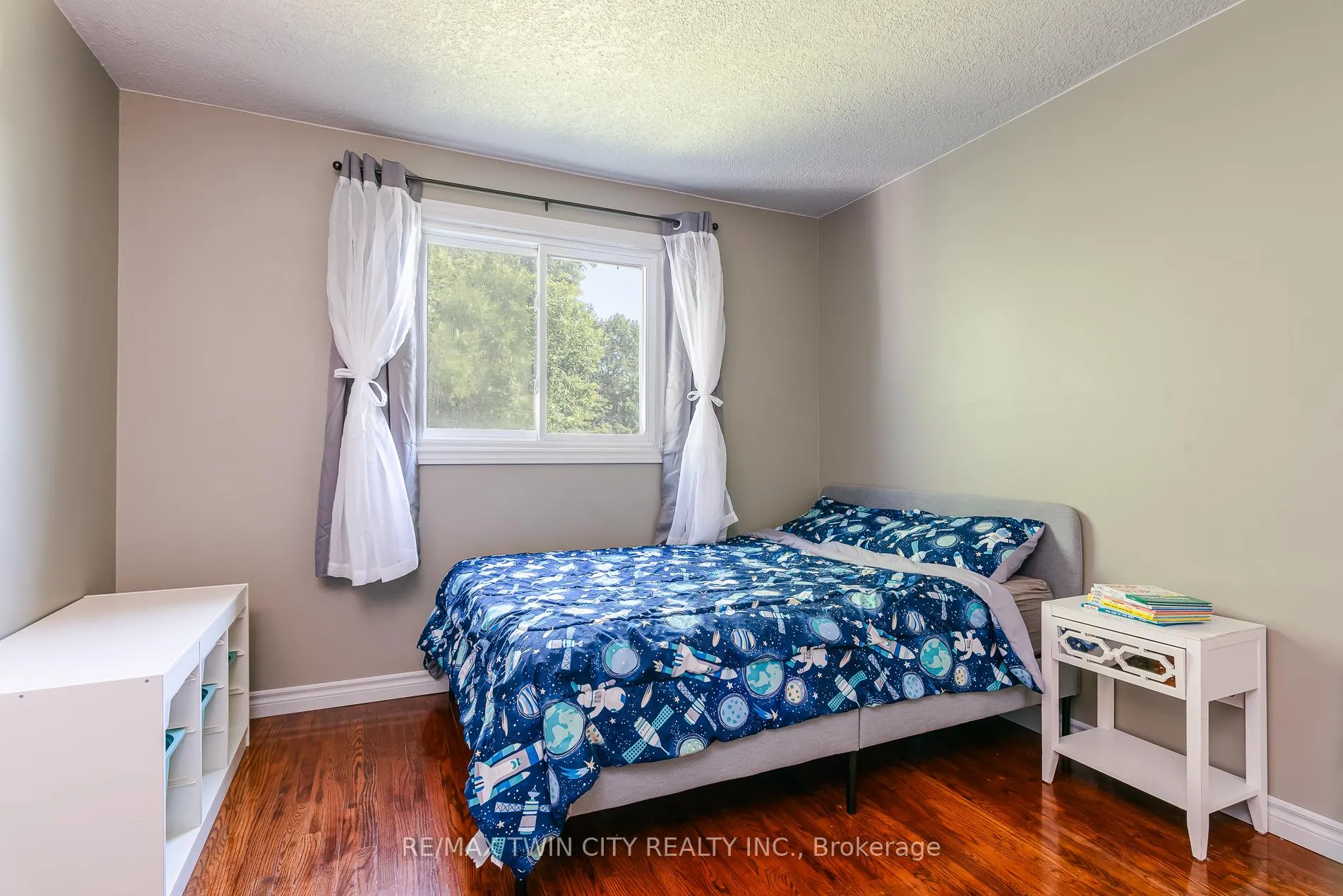 Photo 45 of 162 Parkside Drive E, Centre Wellington, Fergus — HOMEH