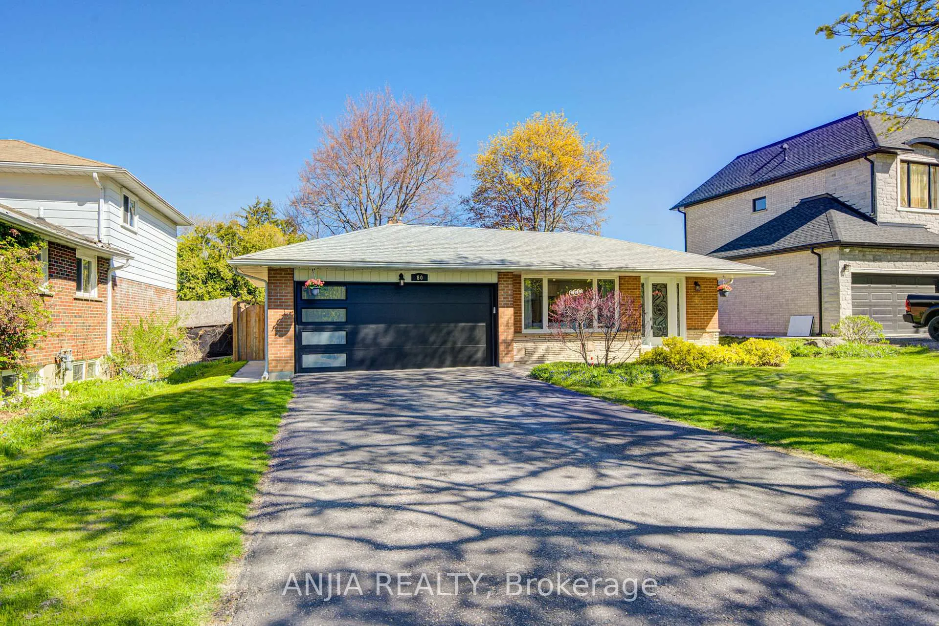 Photo 2 of 80 Southdale Drive, Markham, Bullock — HOMEH