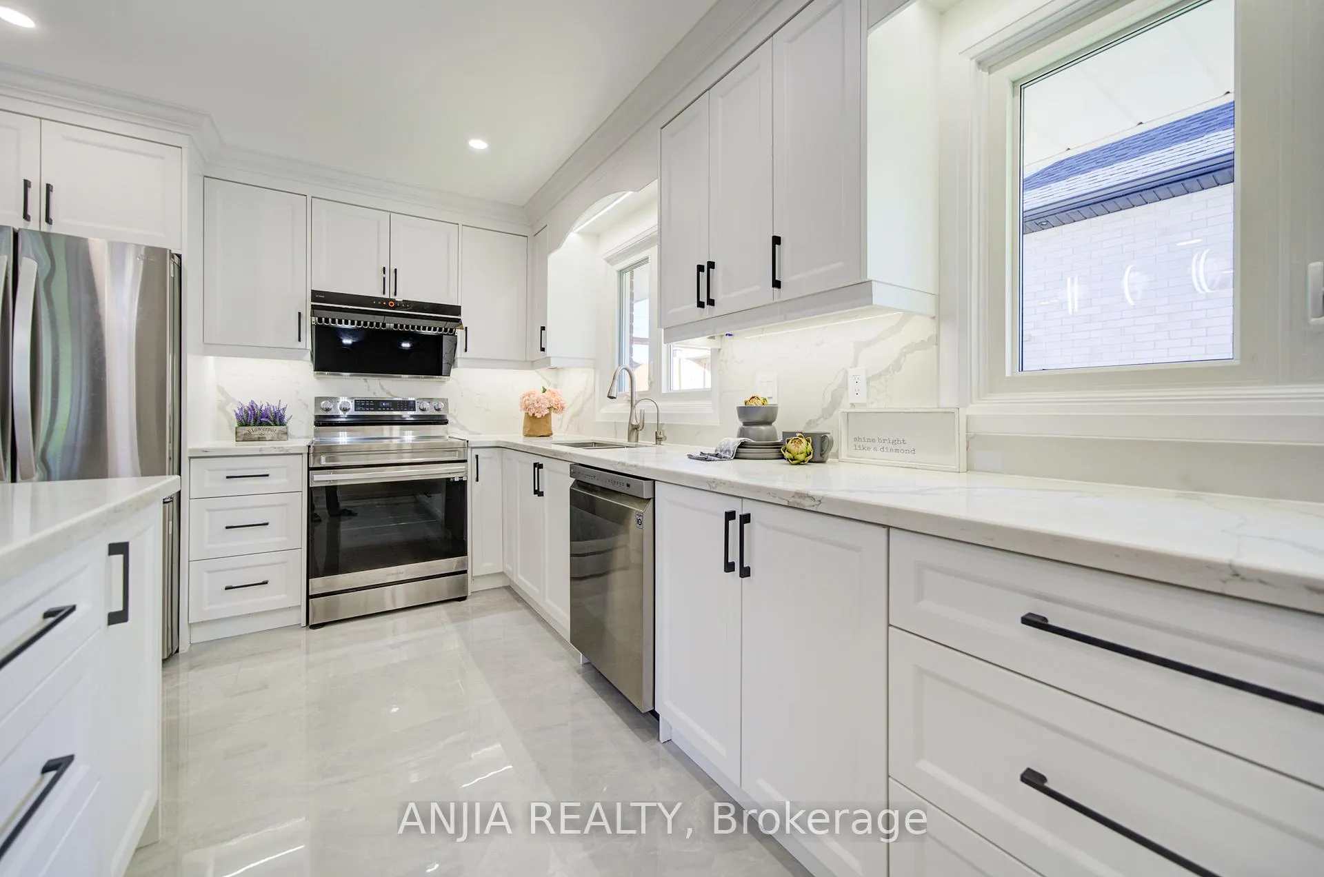 Photo 21 of 80 Southdale Drive, Markham, Bullock — HOMEH