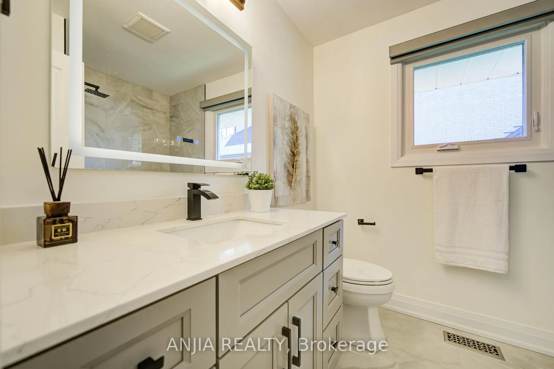 Photo 34 of 80 Southdale Drive, Markham, Bullock — HOMEH