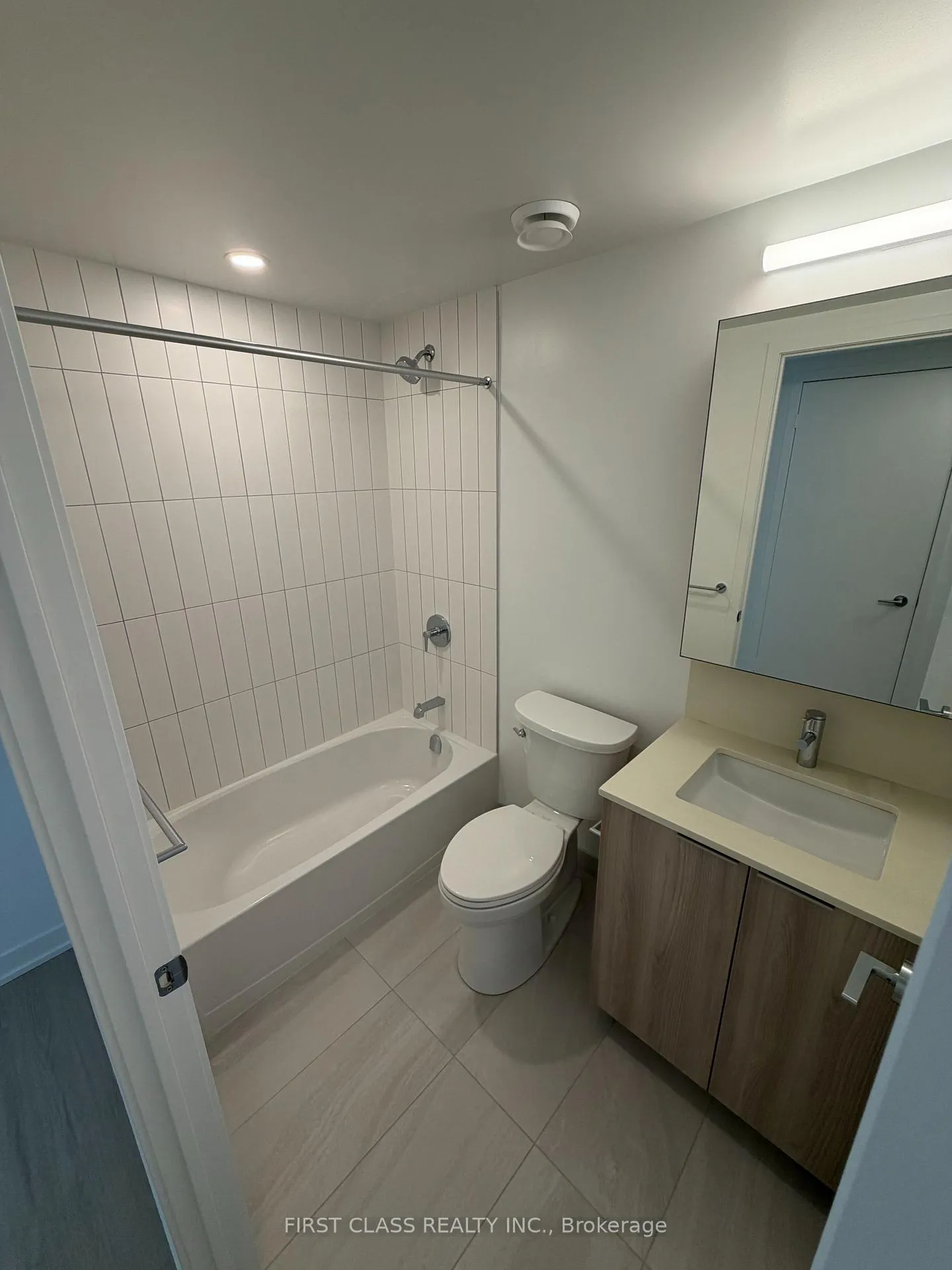 Photo 8 of Unit 615, 151 David Salomon Drive, Toronto, Flemingdon Park — HOMEH