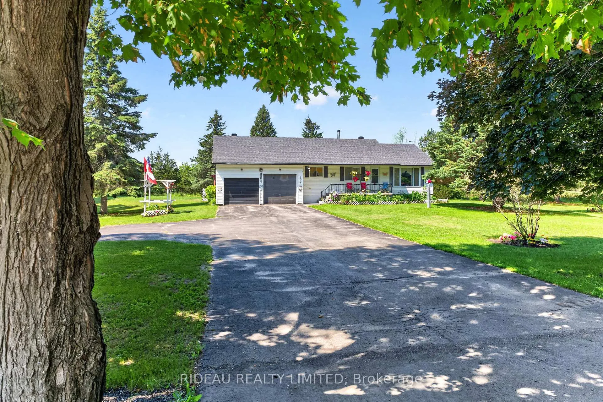 Photo 3 of 2305 Harlem Road, Rideau Lakes, Rideau Lakes (Bastard) Twp — HOMEH