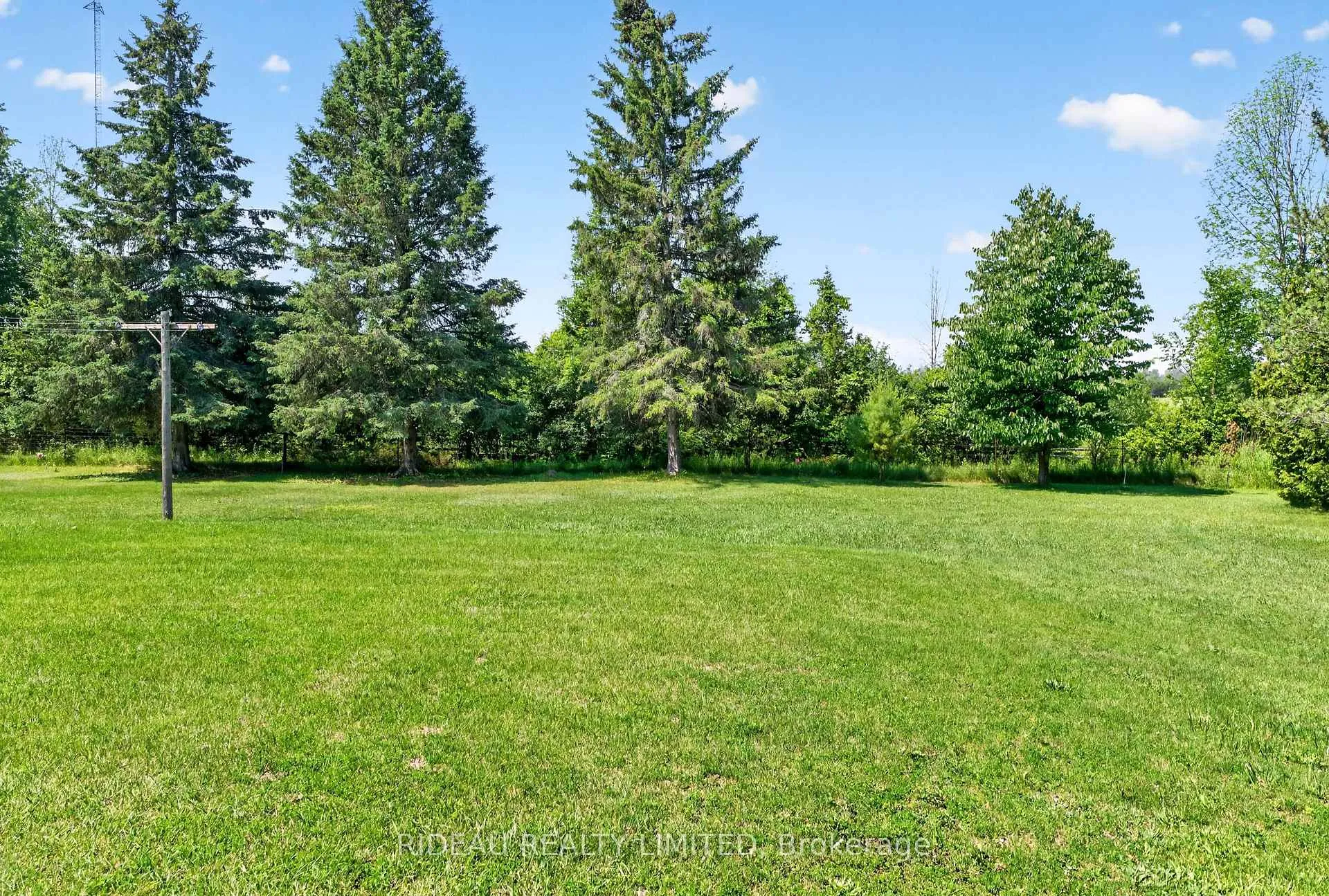 Photo 10 of 2305 Harlem Road, Rideau Lakes, Rideau Lakes (Bastard) Twp — HOMEH