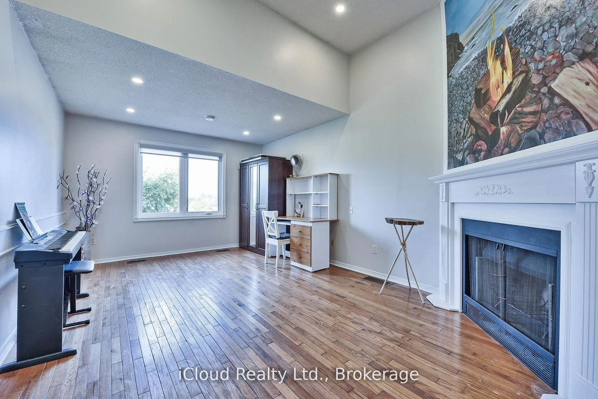 Photo 6 of 14 Timberlane Drive, Brampton, Fletcher's Creek South — HOMEH