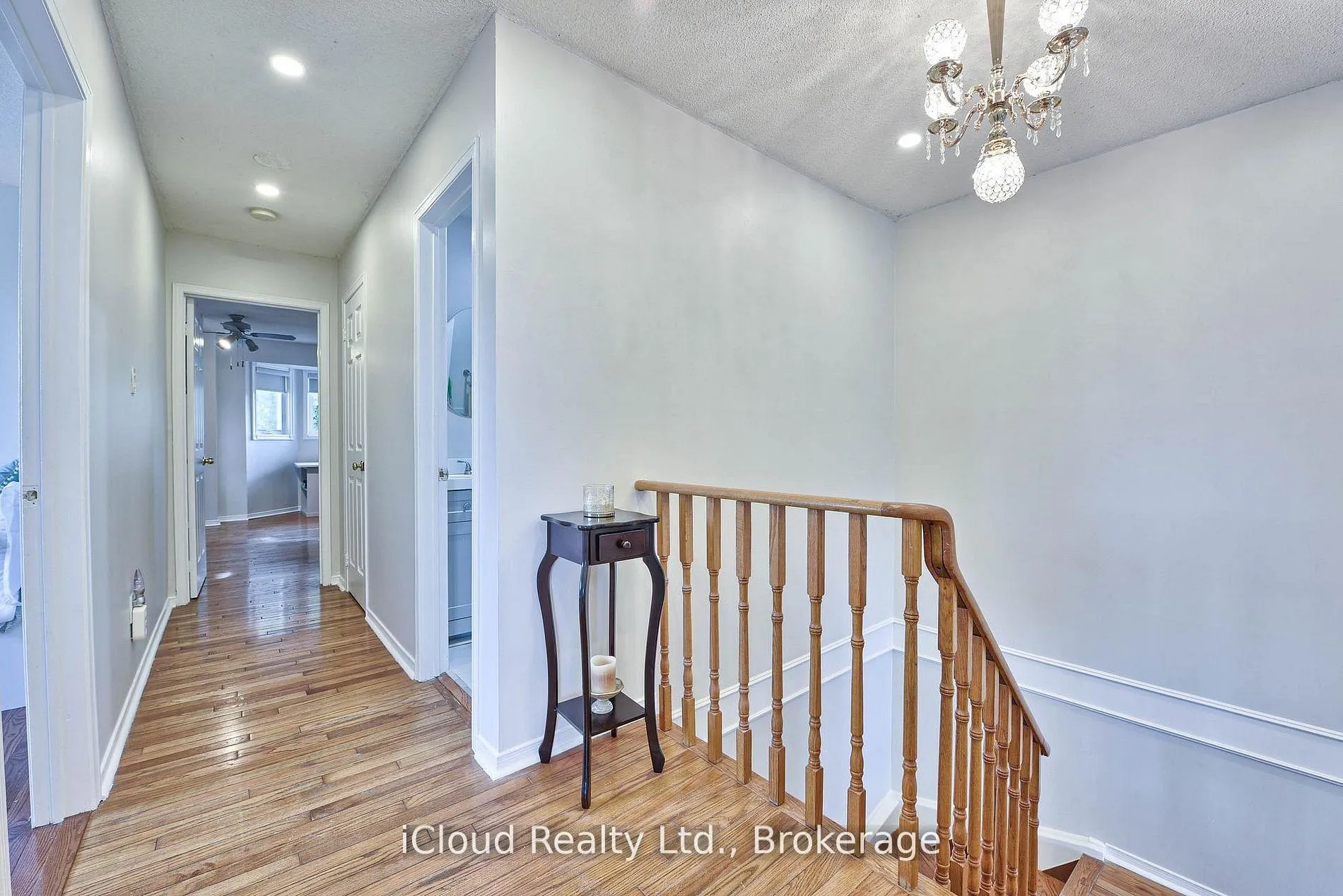 Photo 9 of 14 Timberlane Drive, Brampton, Fletcher's Creek South — HOMEH