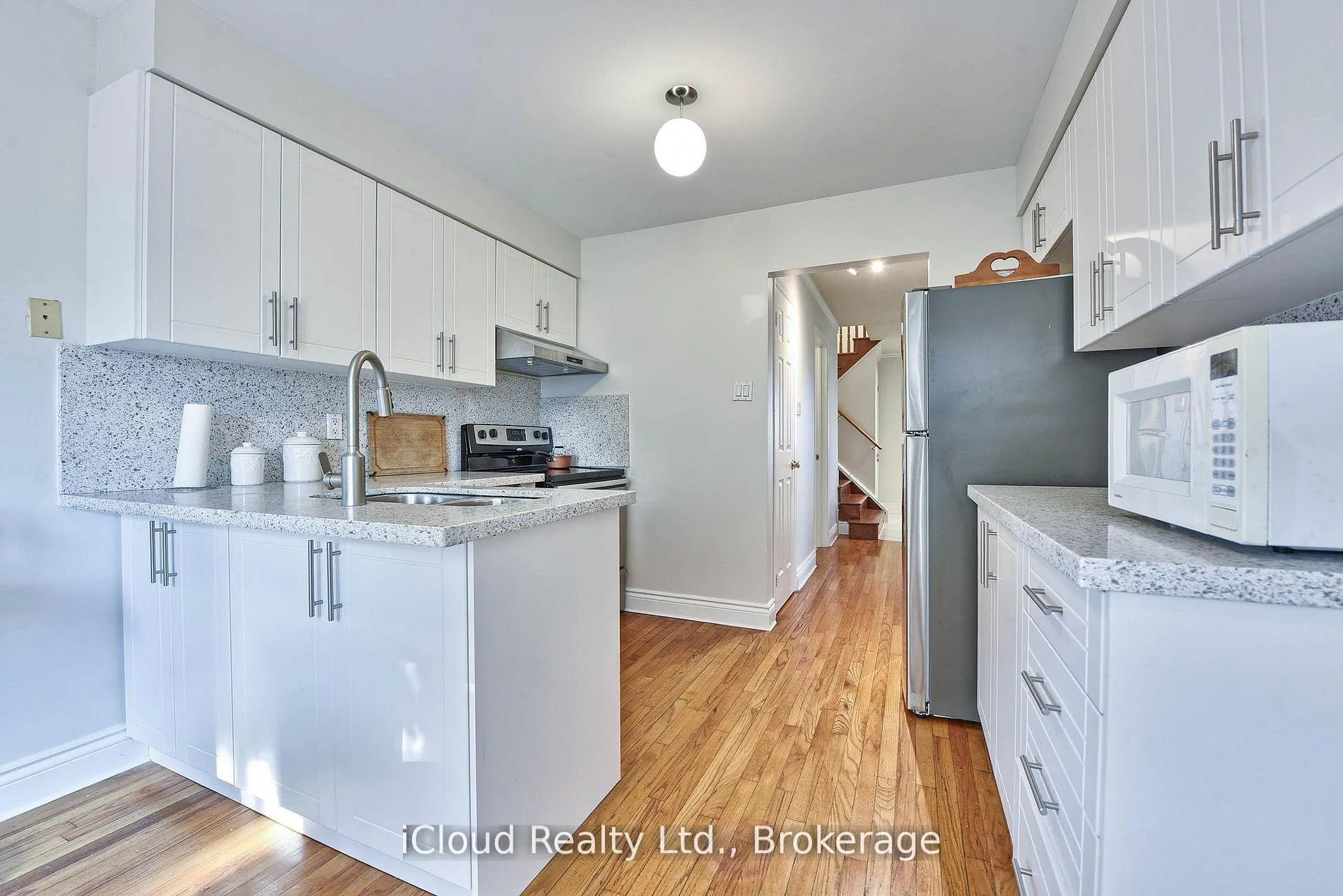 Photo 17 of 14 Timberlane Drive, Brampton, Fletcher's Creek South — HOMEH