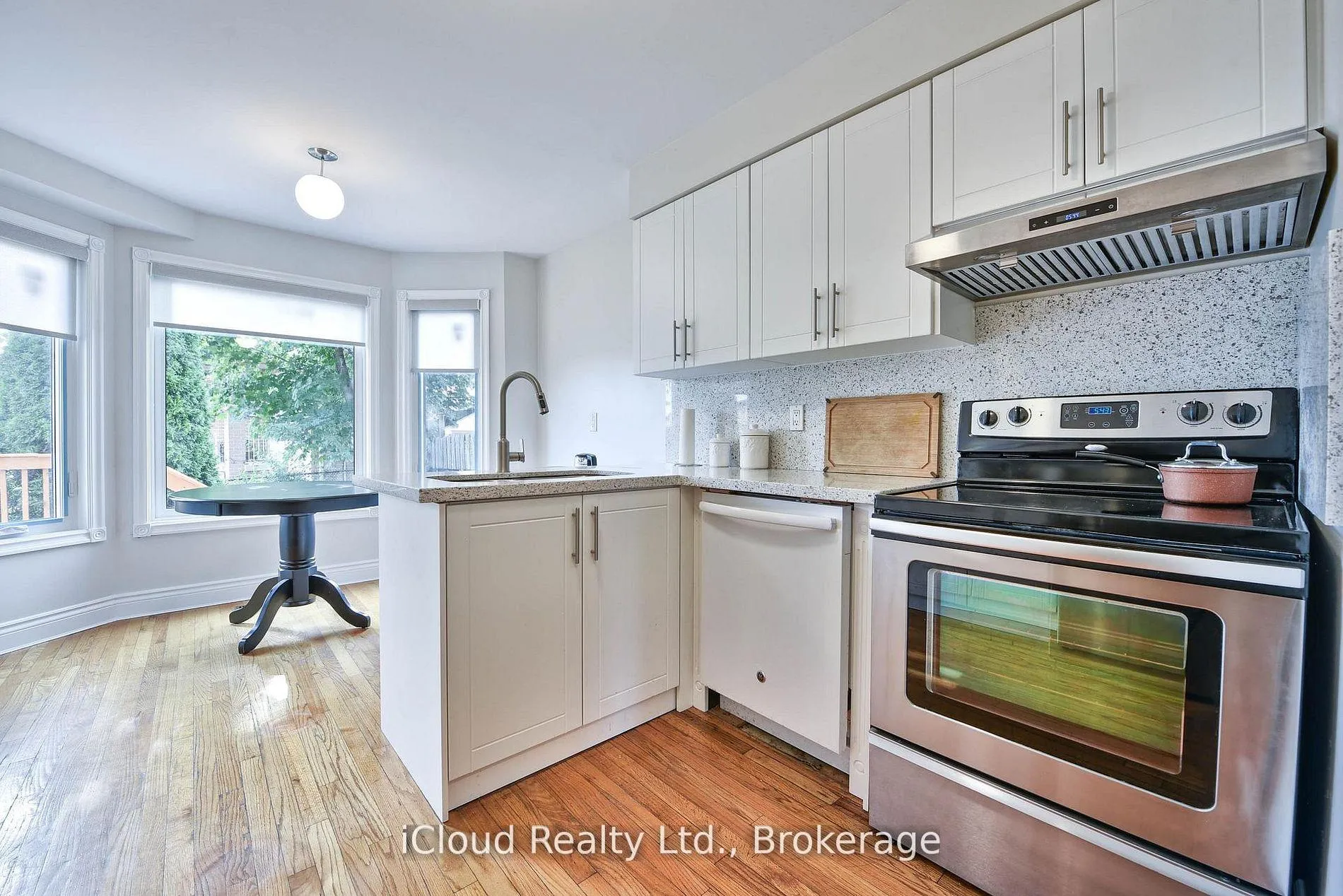 Photo 19 of 14 Timberlane Drive, Brampton, Fletcher's Creek South — HOMEH