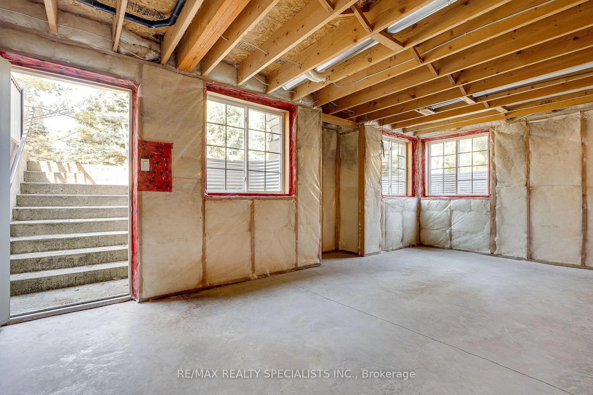 Photo 35 of Unit 2, 3 Reddington Drive, Caledon, Palgrave — HOMEH