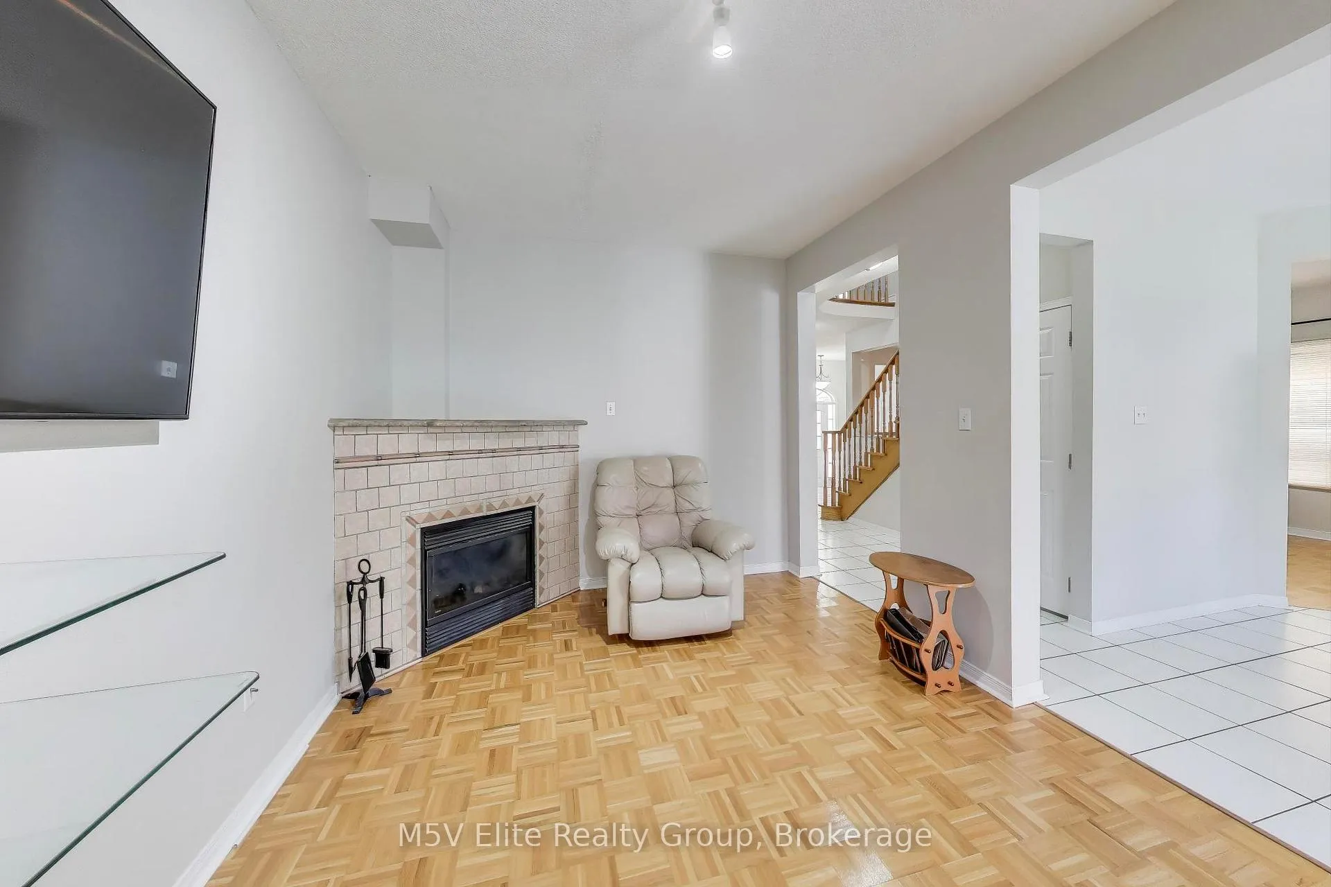 Photo 4 of 283 Van Kirk Drive, Brampton, Northwest Sandalwood Parkway — HOMEH