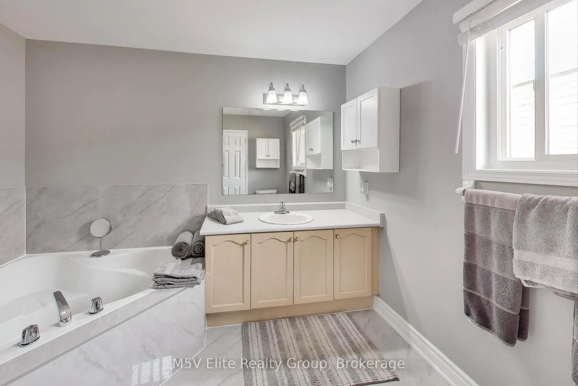 Photo 8 of 283 Van Kirk Drive, Brampton, Northwest Sandalwood Parkway — HOMEH