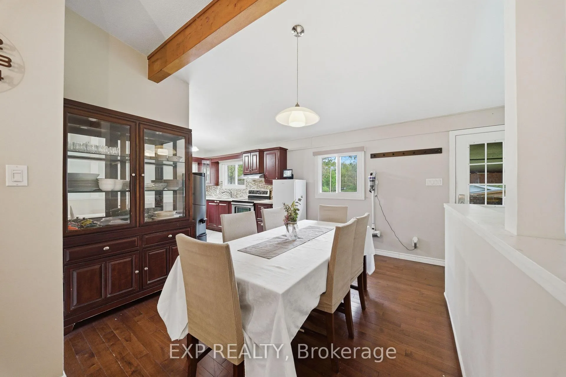 Photo 10 of 136 Resthaven Avenue, Ottawa, Constance Bay — HOMEH