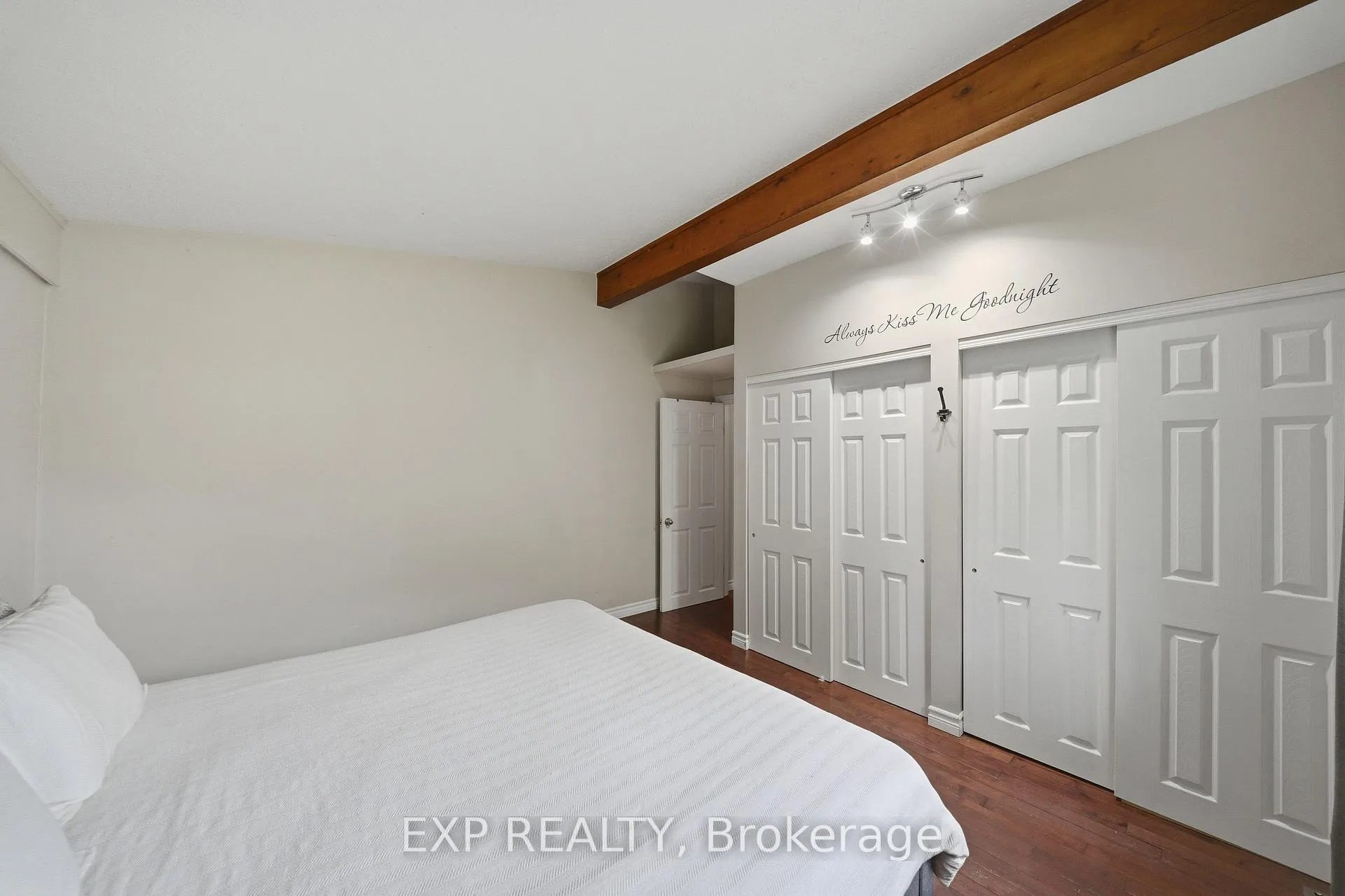 Photo 15 of 136 Resthaven Avenue, Ottawa, Constance Bay — HOMEH