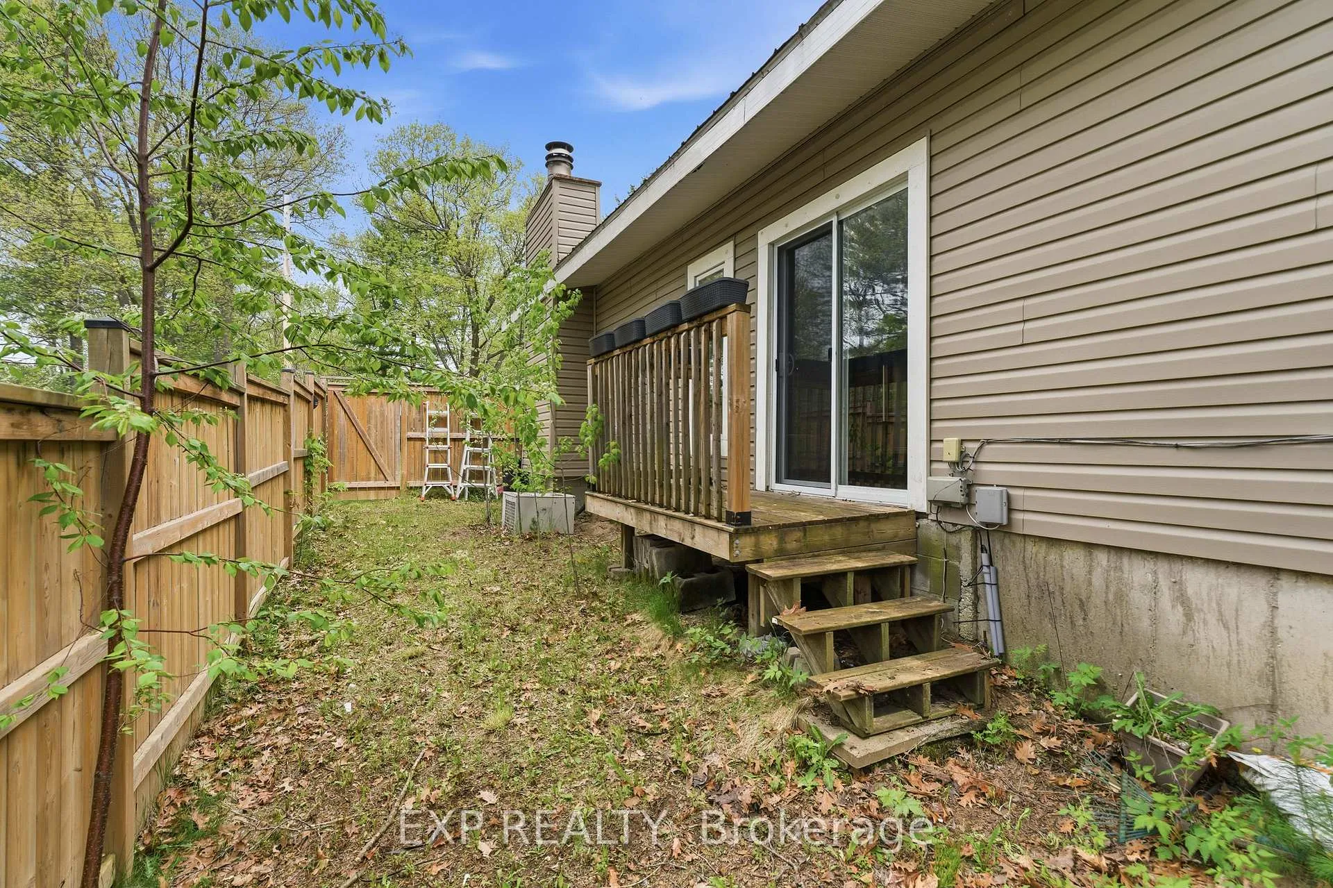 Photo 26 of 136 Resthaven Avenue, Ottawa, Constance Bay — HOMEH