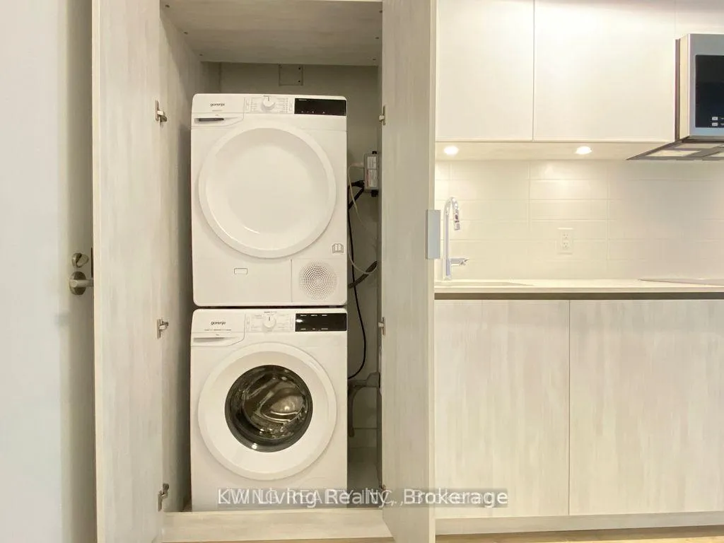 Photo 24 of Unit 2907, 8 Widmer Street, Toronto, Waterfront Communities — HOMEH