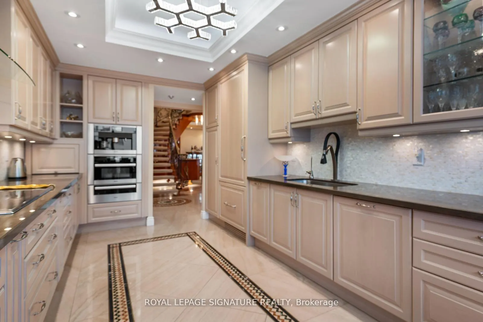 Photo 21 of Unit PH9, 7300 Yonge Street, Vaughan, Crestwood-Springfarm-Yorkhill — HOMEH