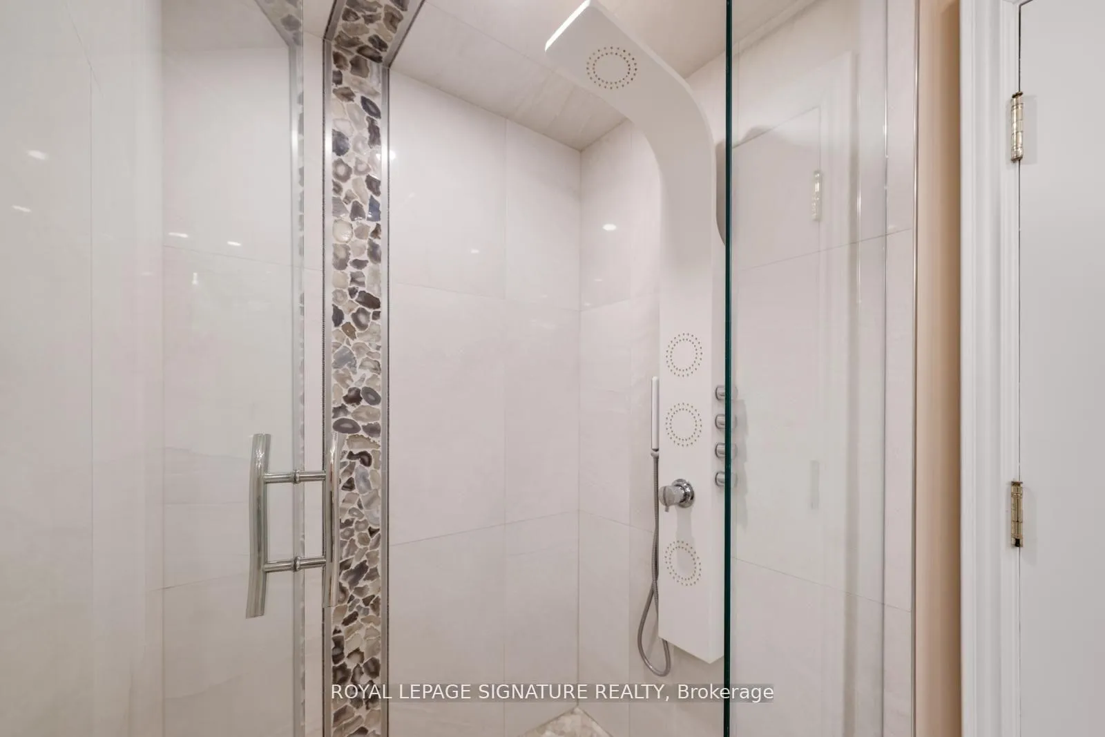 Photo 33 of Unit PH9, 7300 Yonge Street, Vaughan, Crestwood-Springfarm-Yorkhill — HOMEH