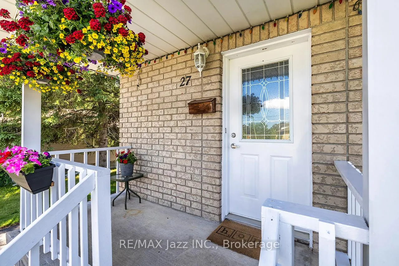 Photo 12 of 27 Waverley Road, Clarington, Bowmanville — HOMEH