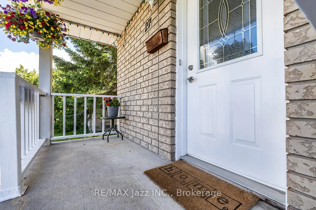 Photo 13 of 27 Waverley Road, Clarington, Bowmanville — HOMEH