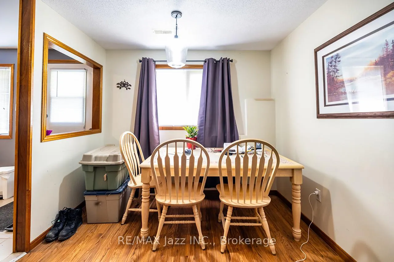 Photo 27 of 27 Waverley Road, Clarington, Bowmanville — HOMEH