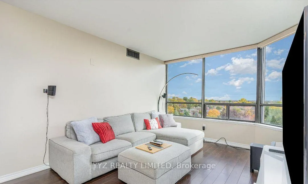 Photo 6 of Unit 807, 7440 Bathurst Street, Vaughan, Brownridge — HOMEH