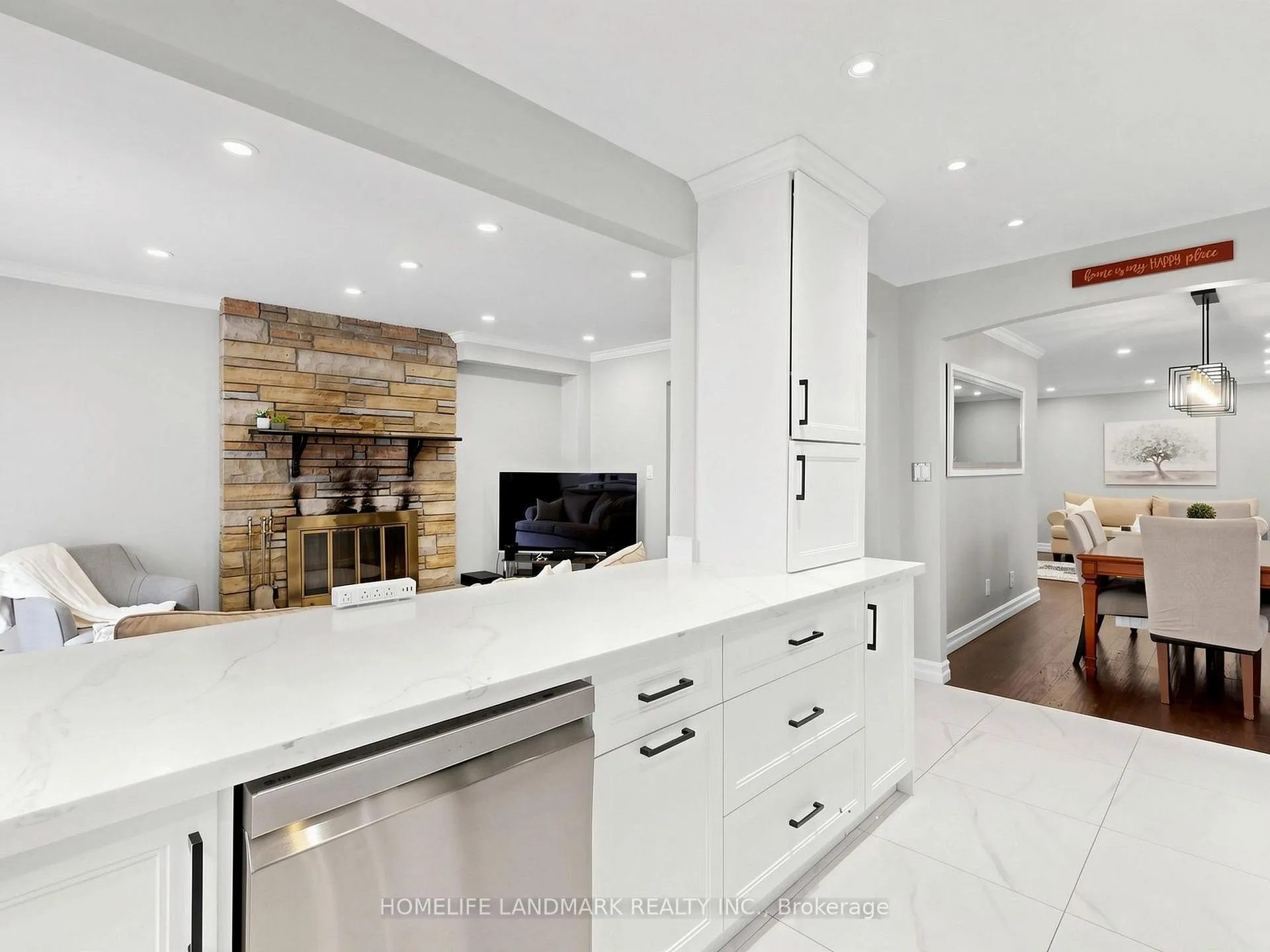 Photo 15 of 1209 Gloucester Square, Pickering, Liverpool — HOMEH